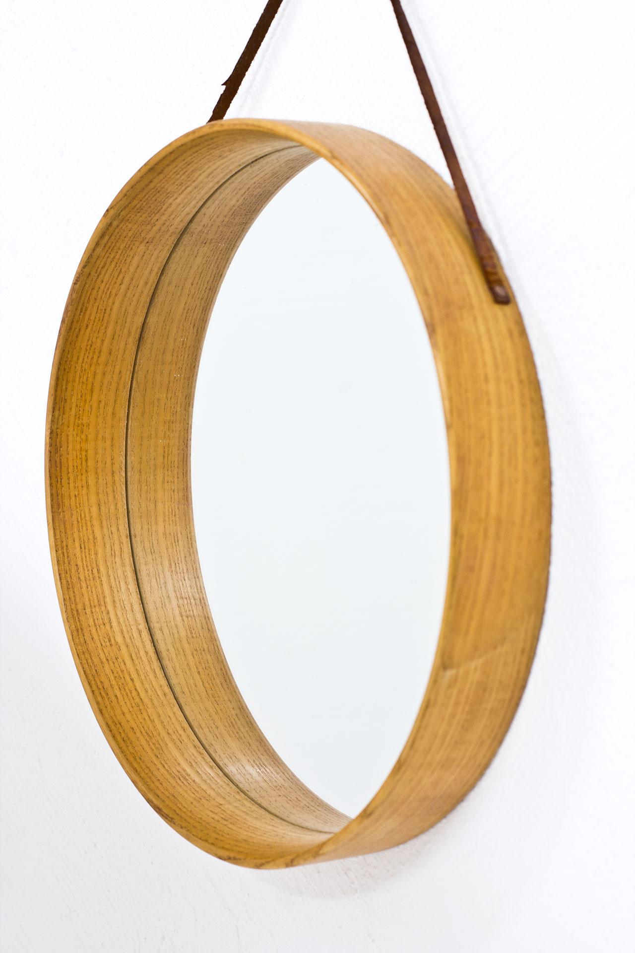 Scandinavian Modern Swedish Oak and Leather Round Wall Mirror, 1950s