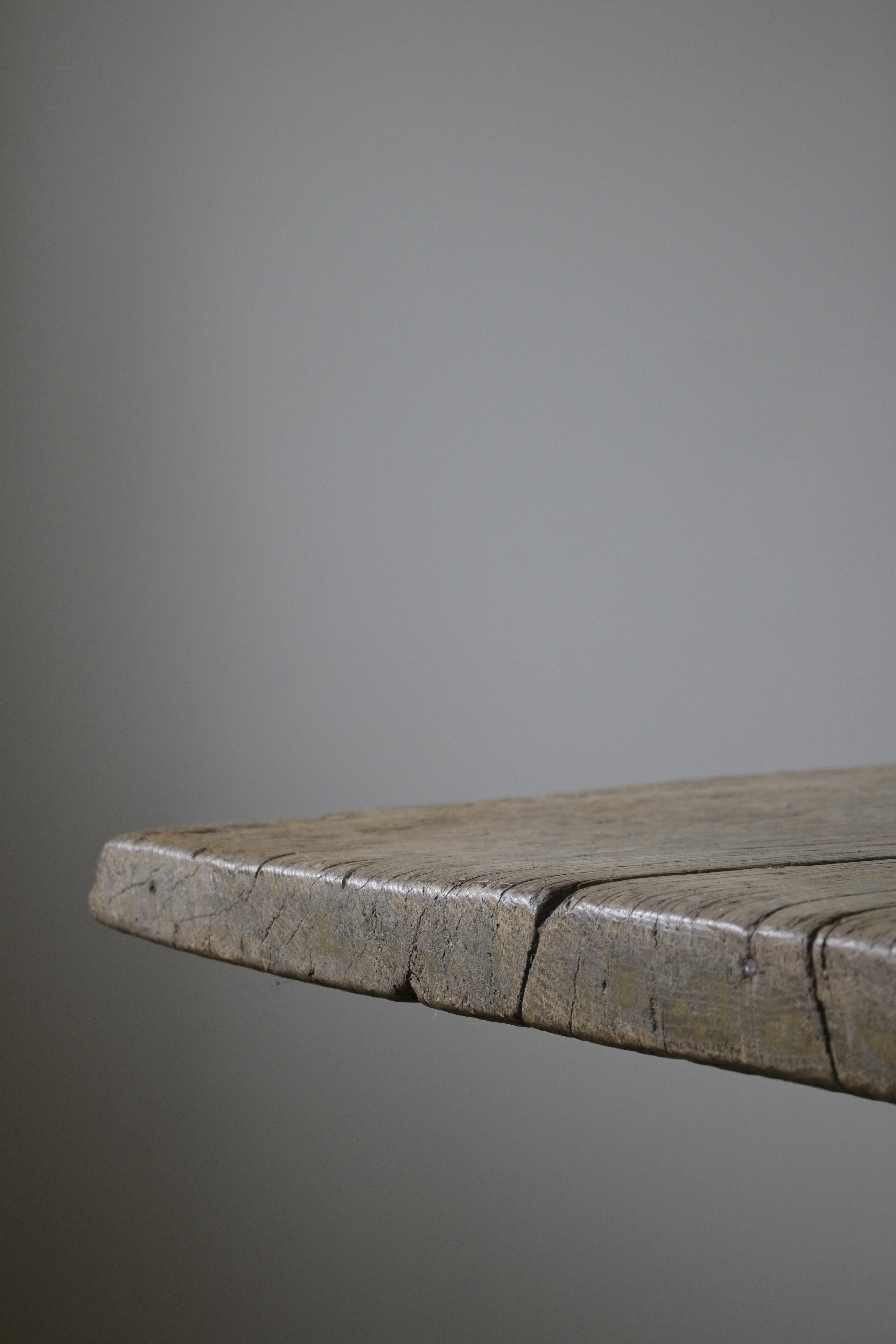 Tavolo a cavalletto svedese in Oak della fine del XVIII secolo in vendita 5