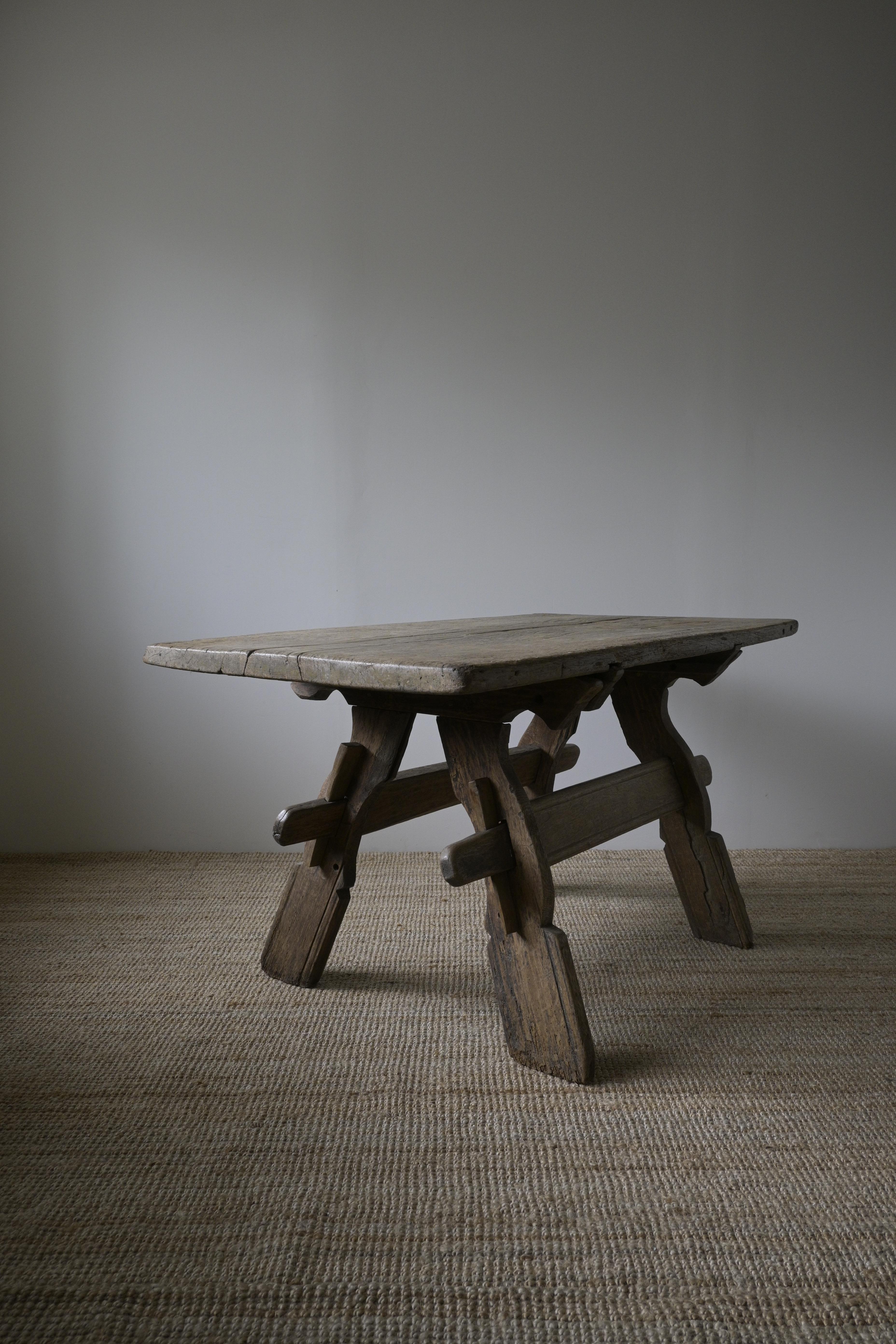 Tavolo a cavalletto svedese in Oak della fine del XVIII secolo in vendita 14