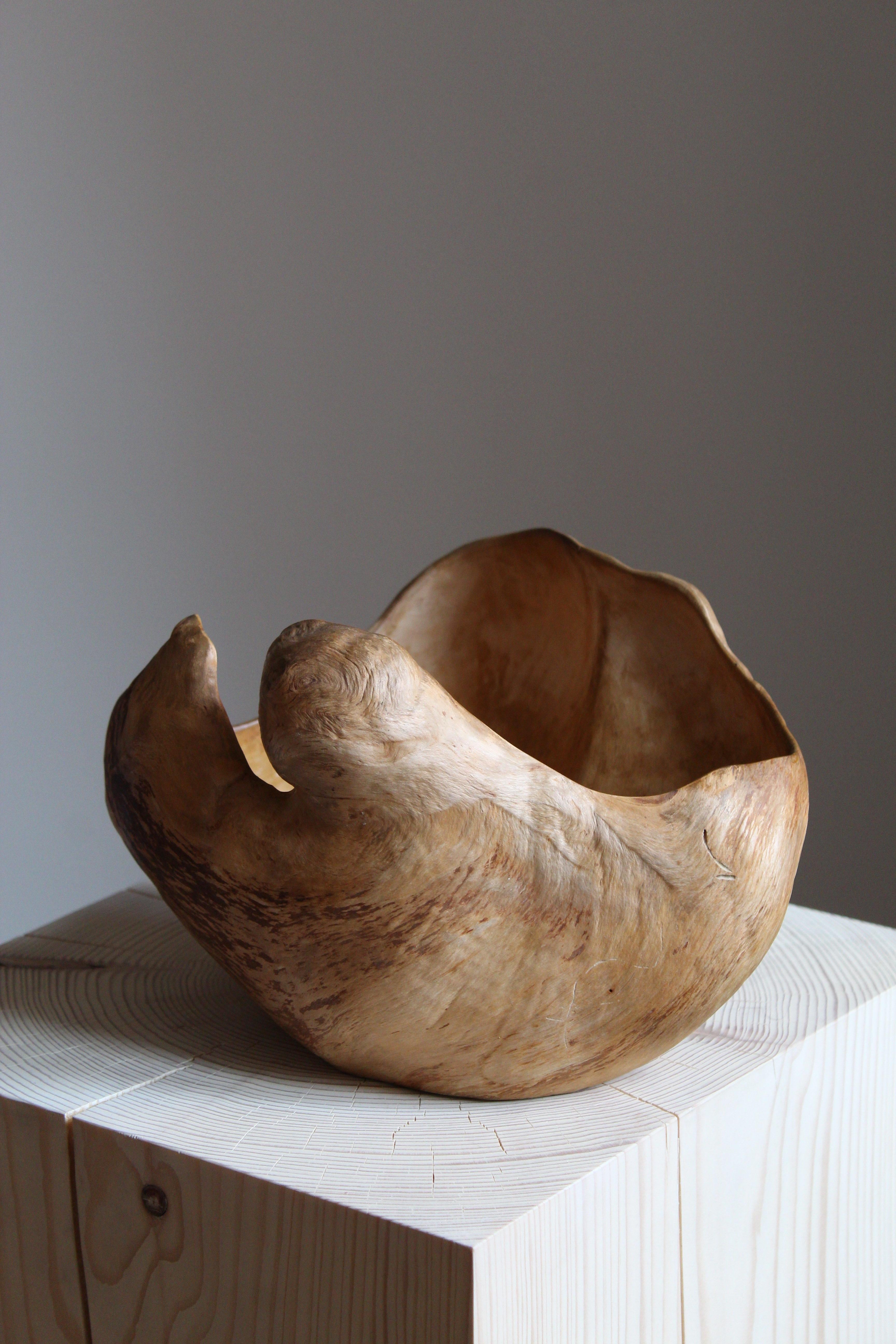 Swedish, Organic Burl Wood Bowl, Sweden Signed, 1970s In Good Condition In High Point, NC