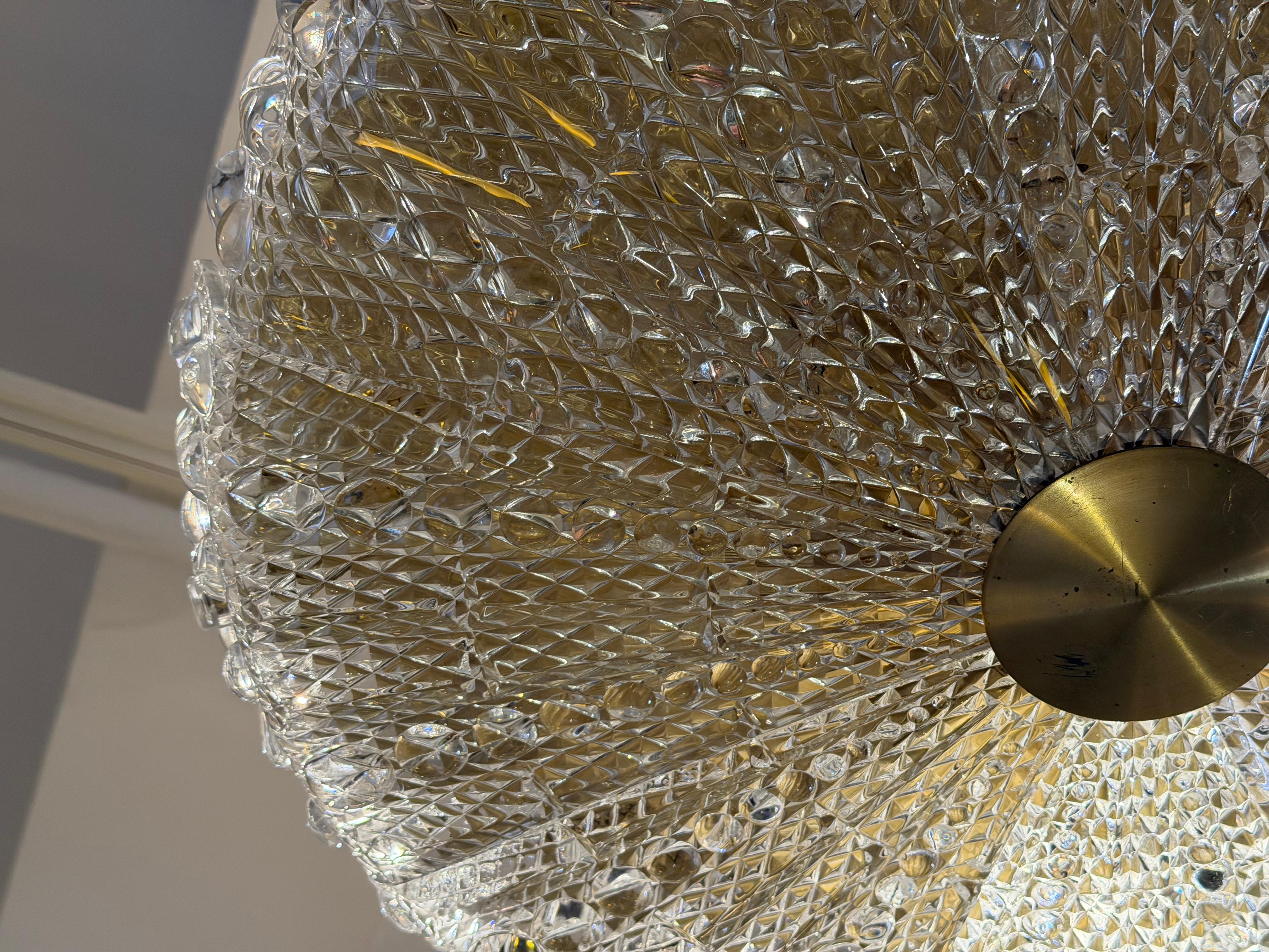 Ottone Lampadario a sospensione svedese di Orrefors in cristallo del 1950, metà del secolo scorso in vendita