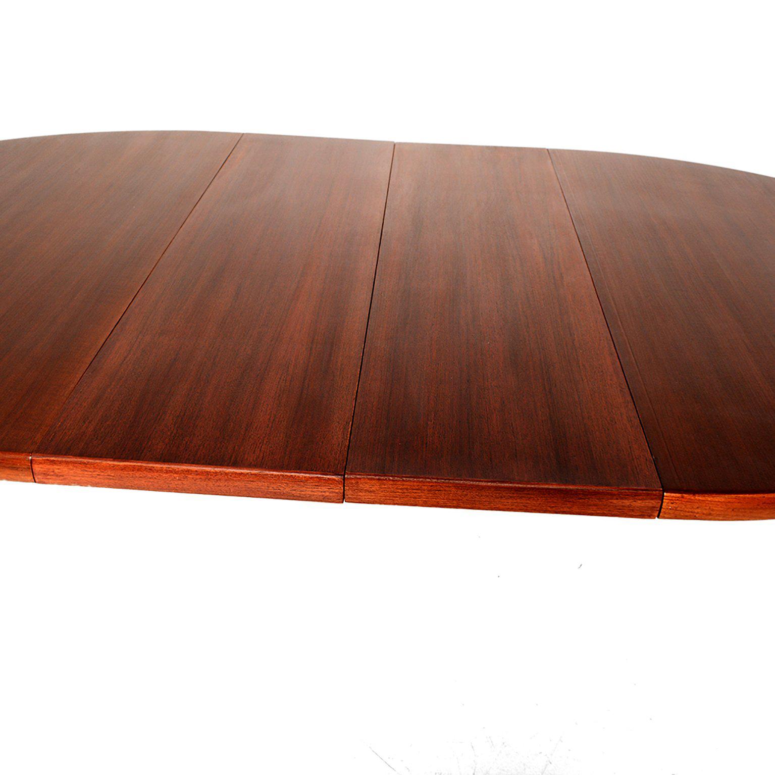 oval scandinavian dining table