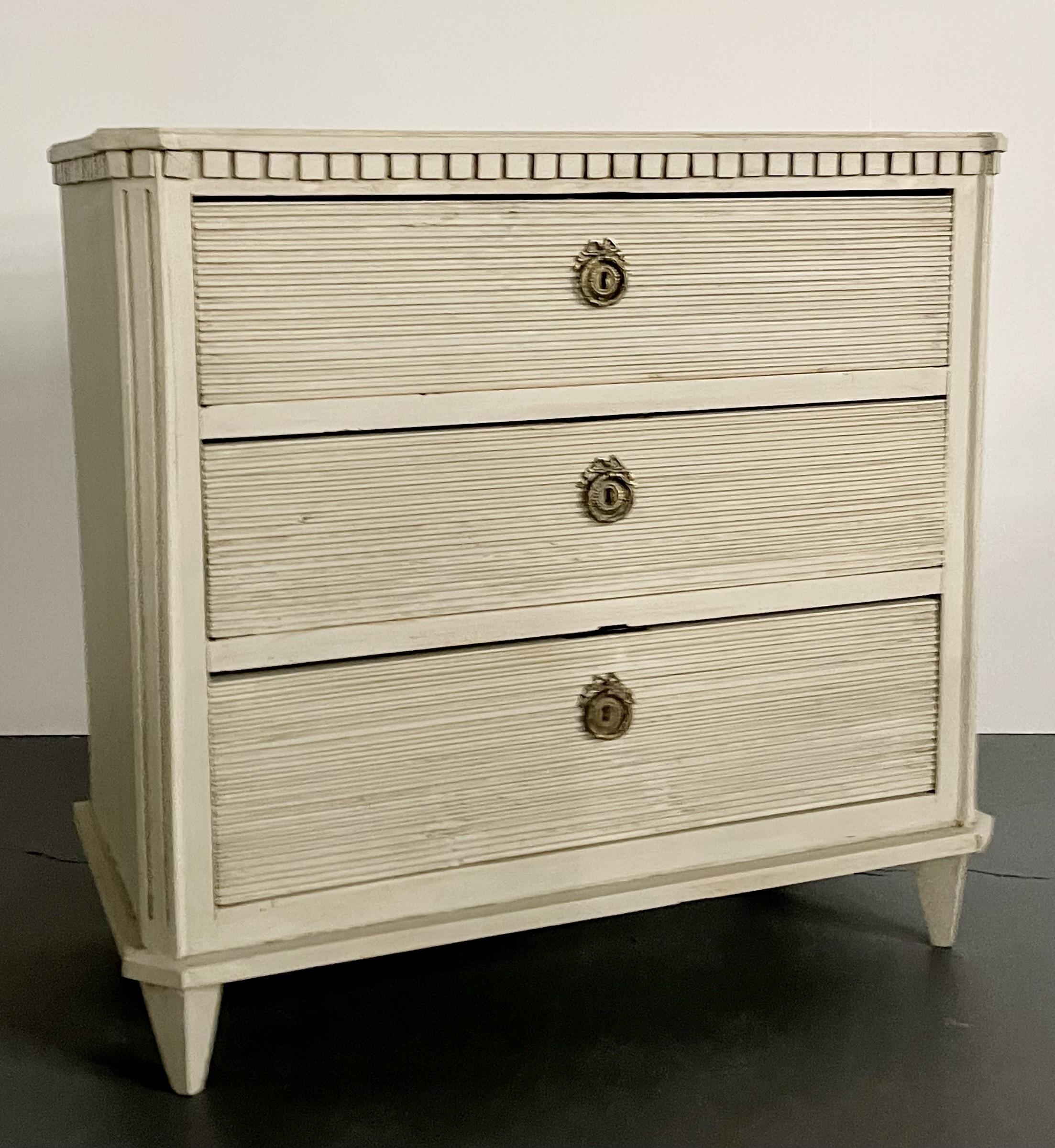 Swedish Paint Decorated Chest / Commode, Gustavian, 19th Century, Brass Accent 6