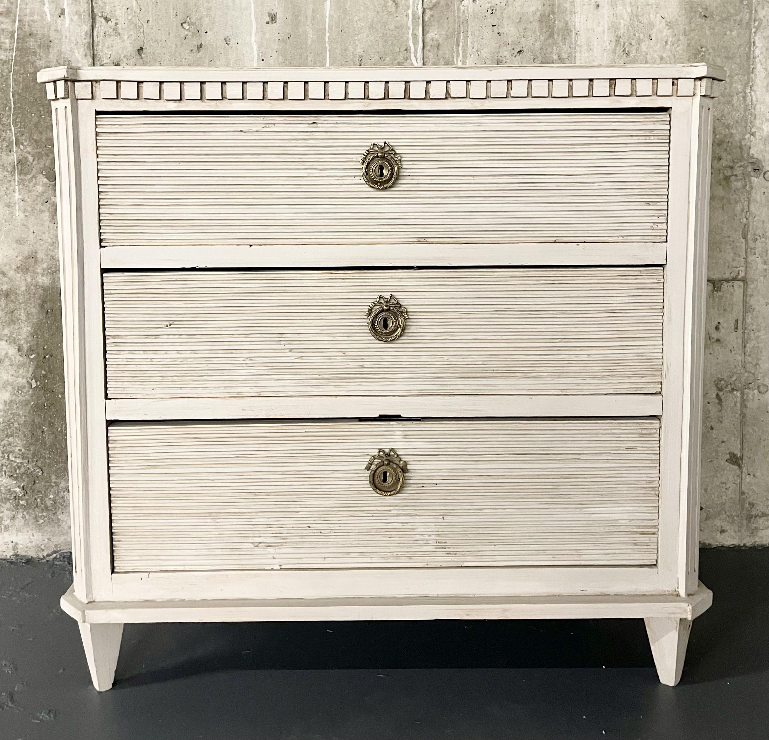 Wood Swedish Paint Decorated Chest / Commode, Gustavian, 19th Century, Brass Accent