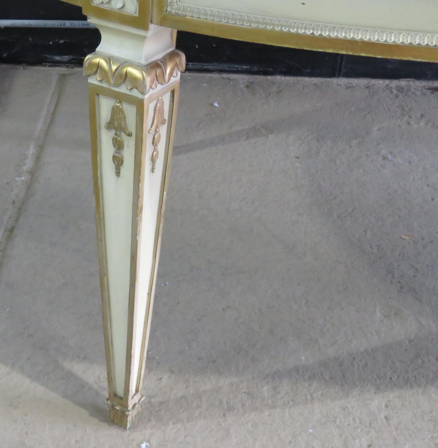 20th Century Oval Gustavian Painted Swedish Gilded Dining Table with 3 leaves