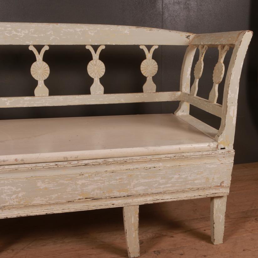19th century Swedish painted bench. Needs a swab seat. 1880

Seat height - 18