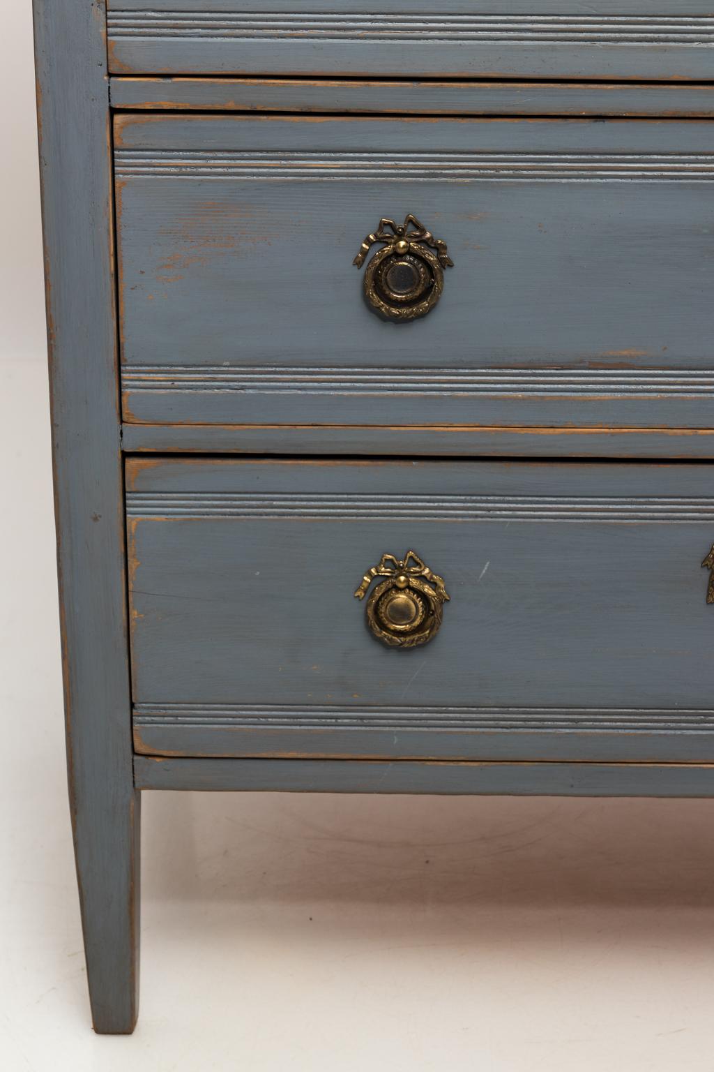 painted chest of drawers