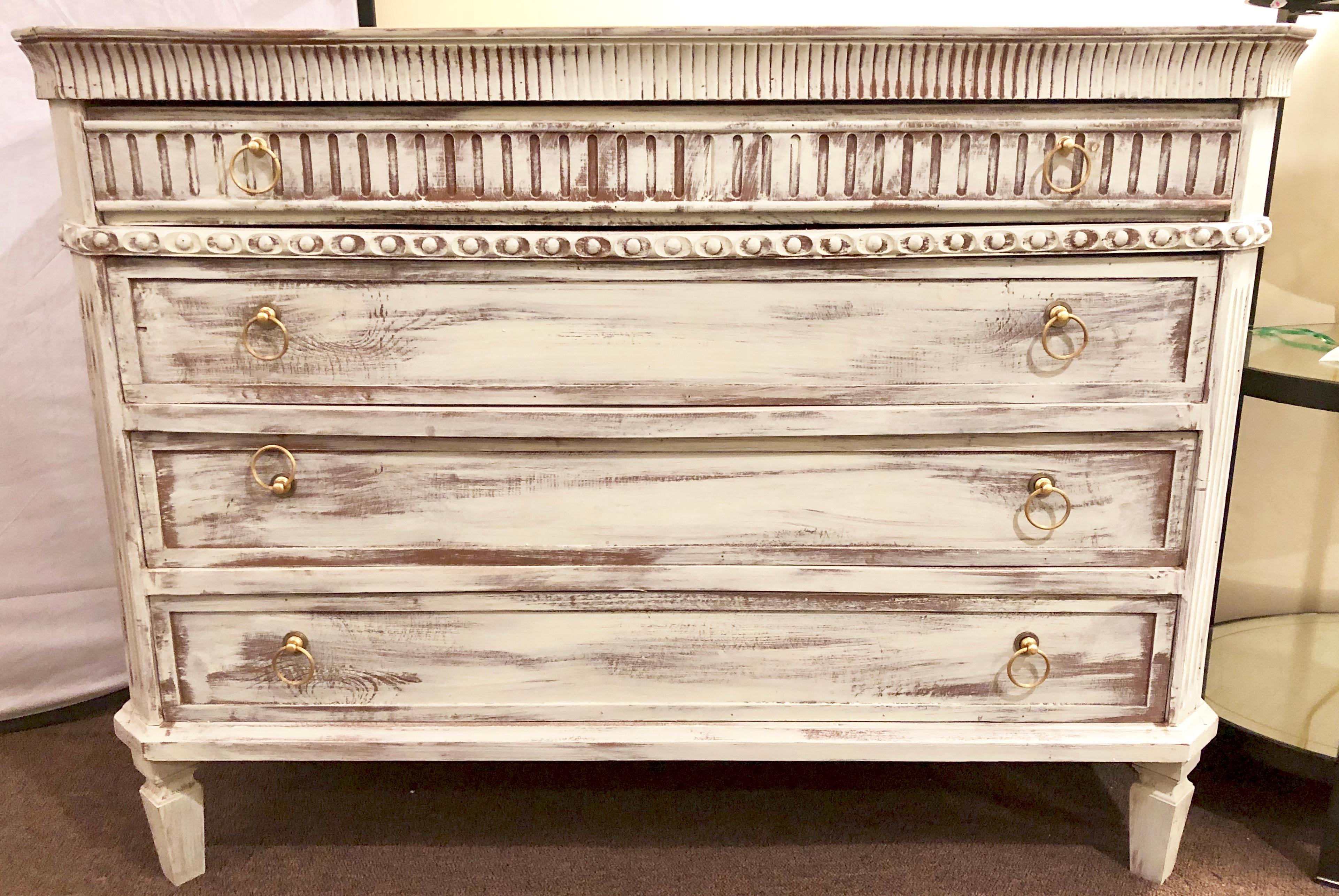 Swedish Painted Commodes Nightstands Four Drawers Distressed White Finish In Good Condition In Stamford, CT