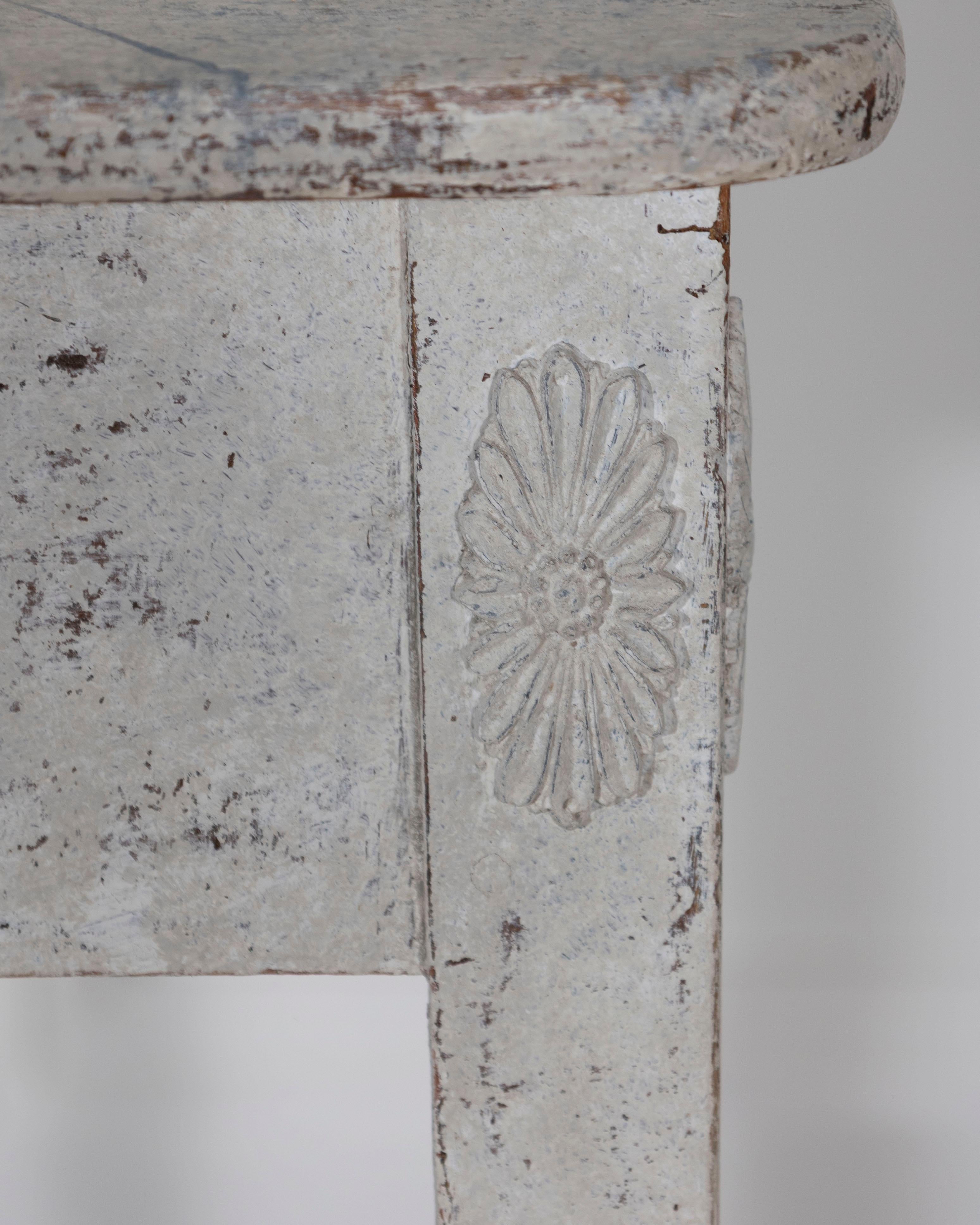 Schwedischer bemalter Konsolentisch mit Schublade, um 1880 im Angebot 5