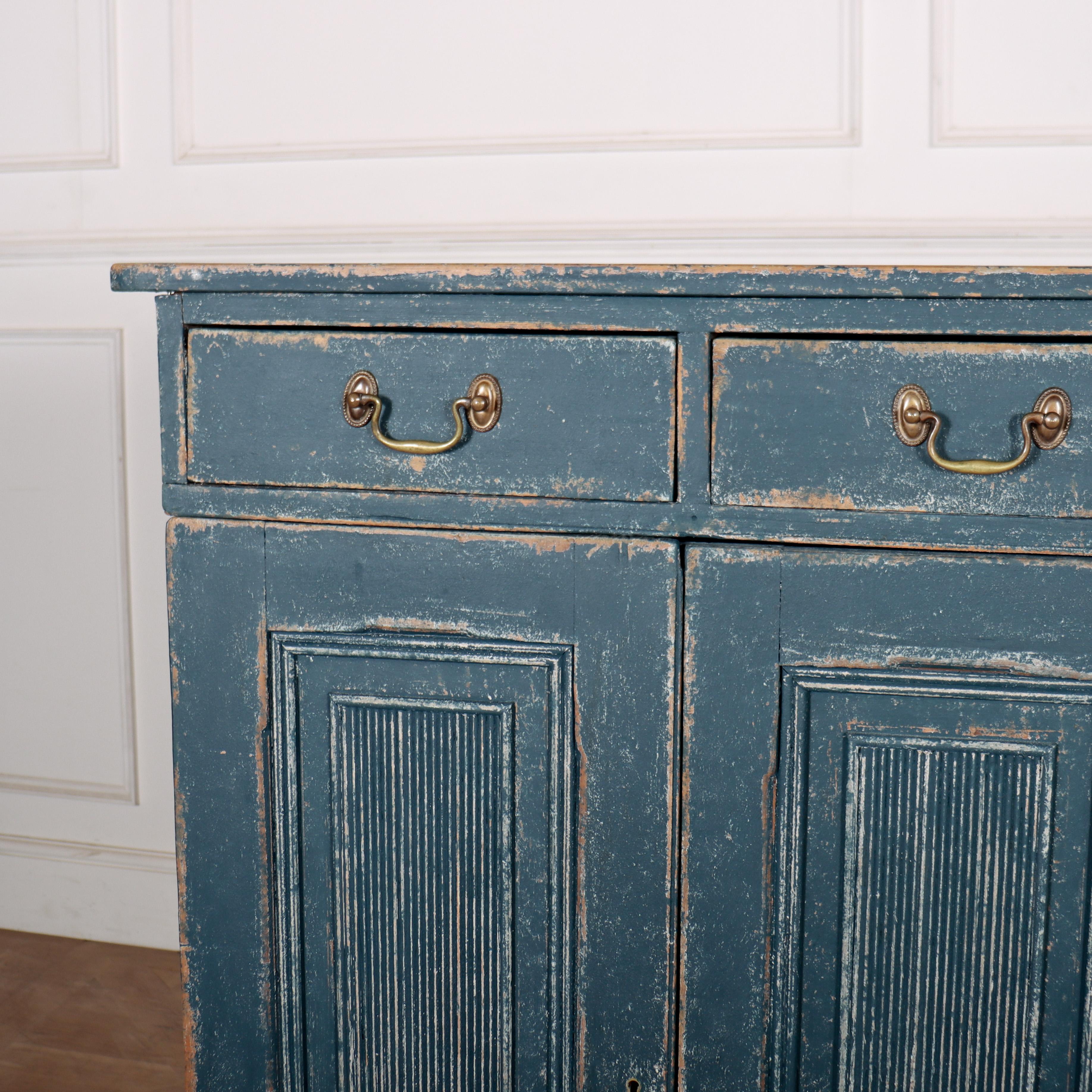 Good early 19th century Swedish painted linen cupboard. Wonderfully fitted interior with sliding trays. 1820.

Code: 8520

Dimensions:
W: 60