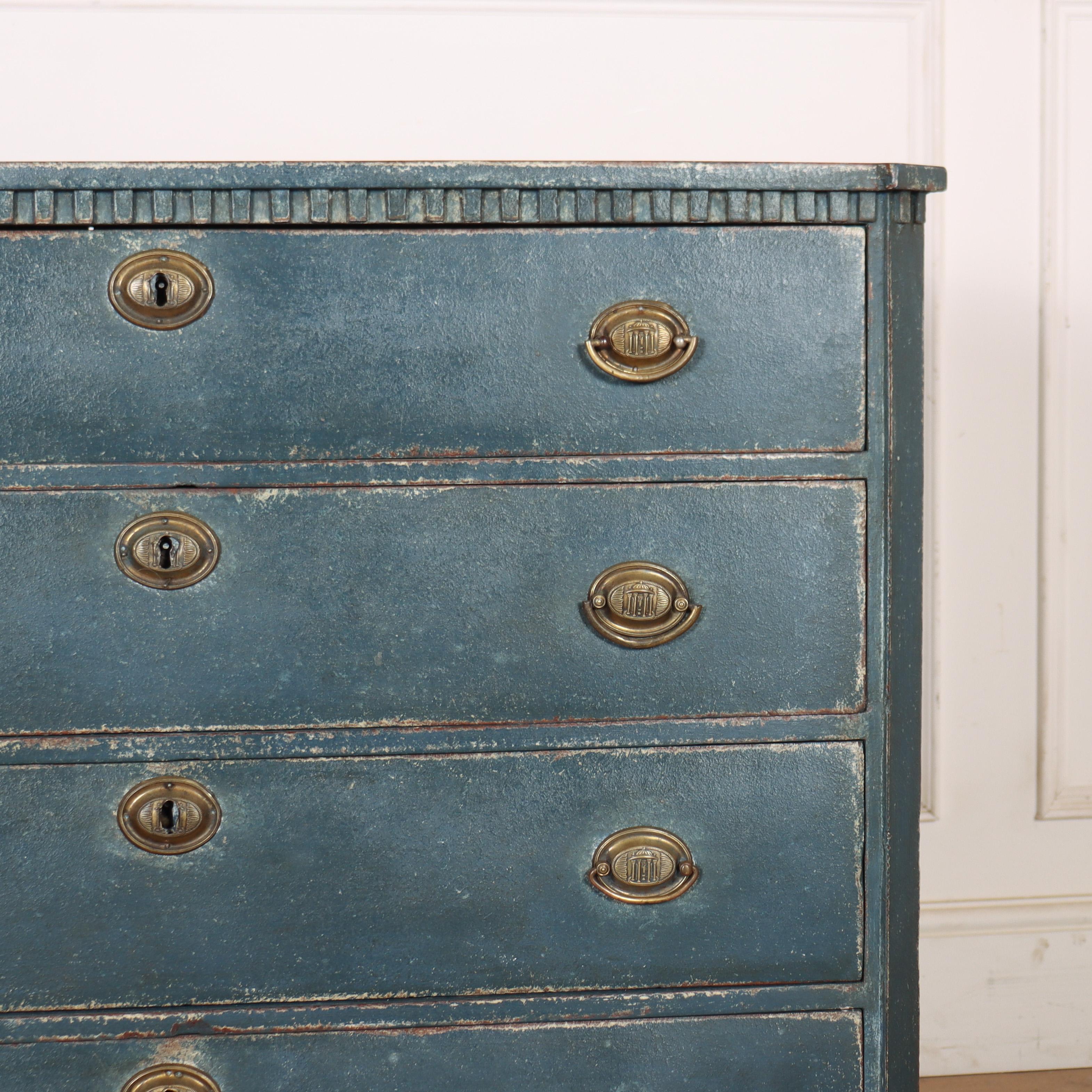 Swedish Painted Oak Commode In Good Condition For Sale In Leamington Spa, Warwickshire