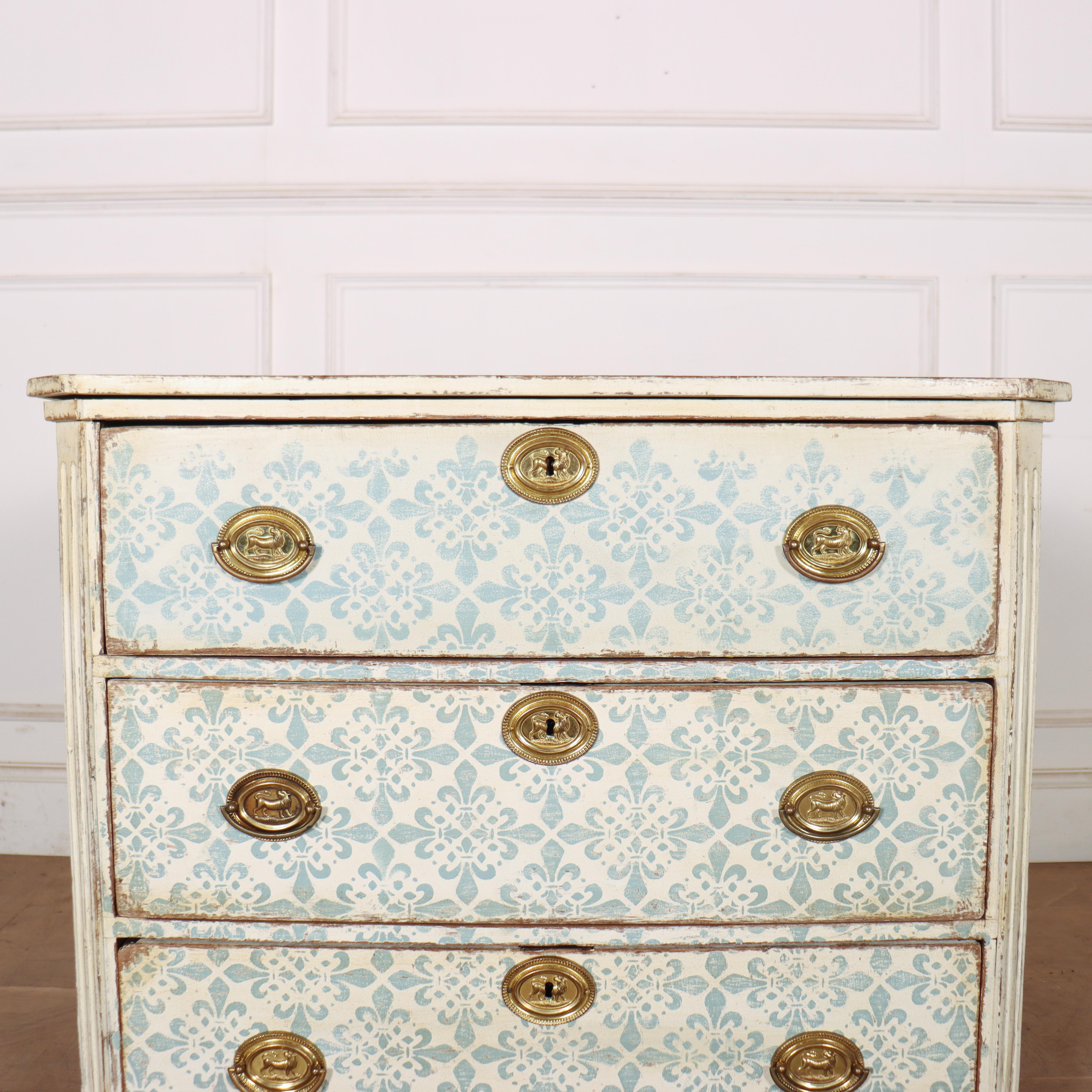 Swedish Painted Oak Commode For Sale 2