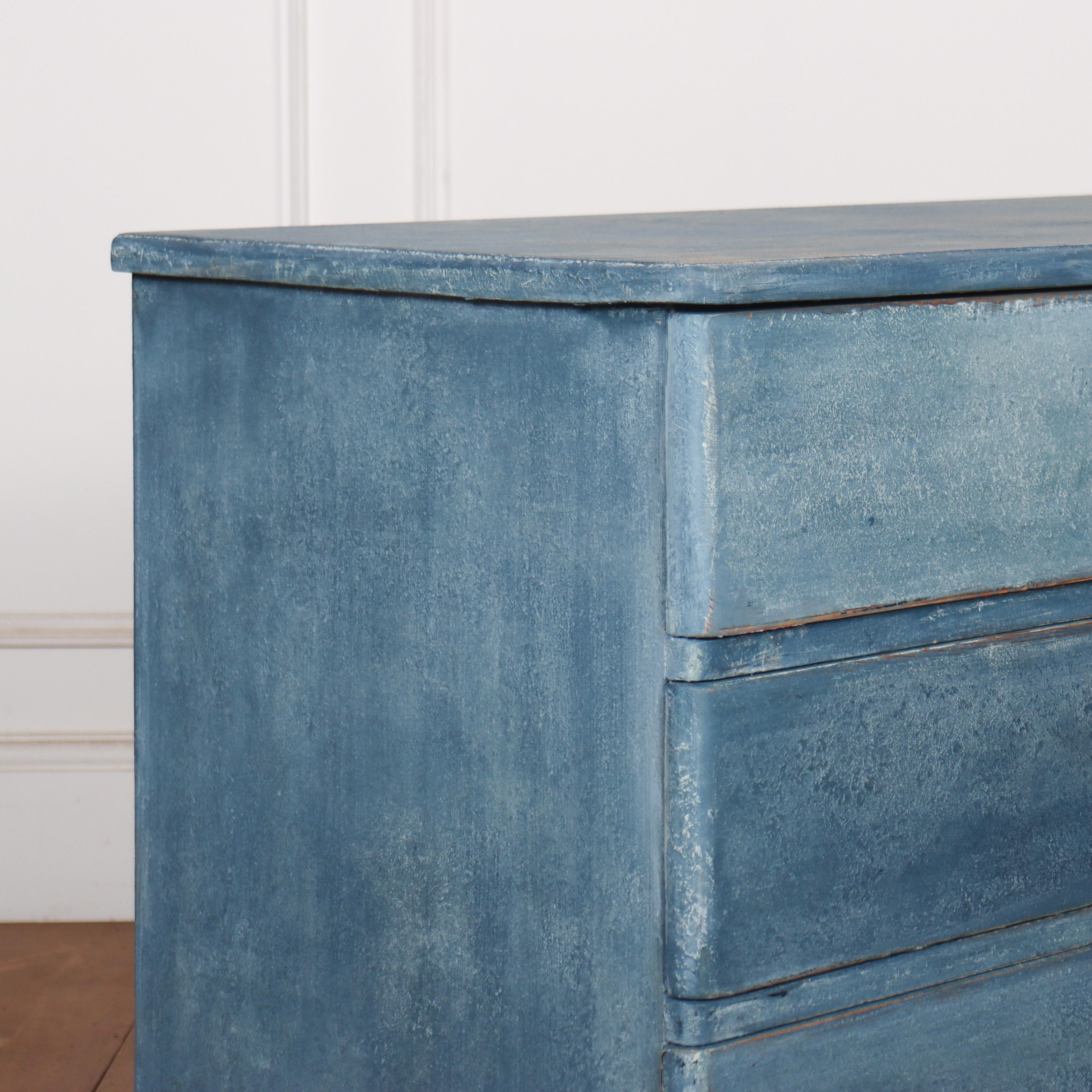 Early 20th C Swedish painted pine three drawer commode. 1930.

Reference: 8213

Dimensions
40 inches (102 cms) Wide
17.5 inches (44 cms) Deep
27 inches (69 cms) High