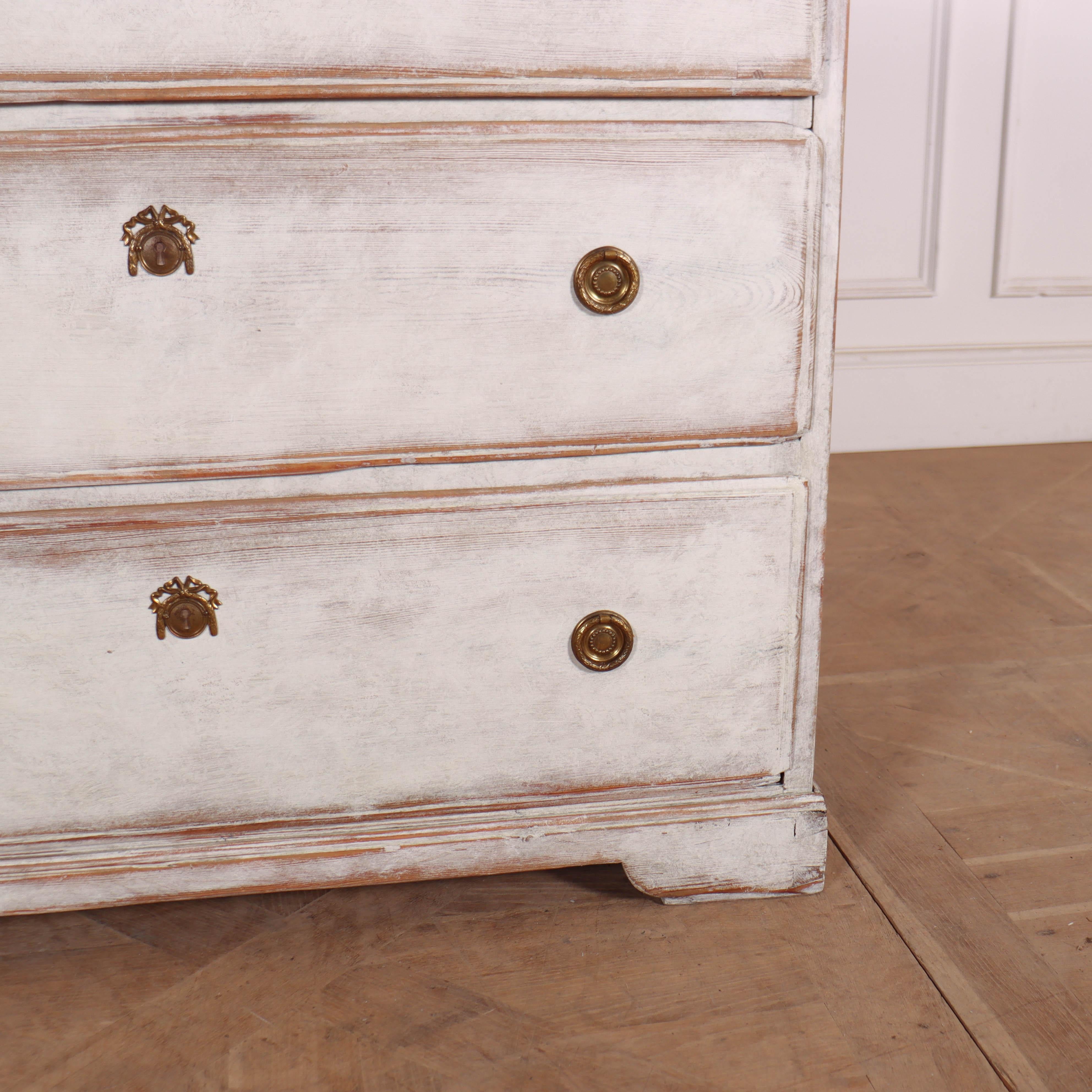 Swedish Painted Pine Commode For Sale 1