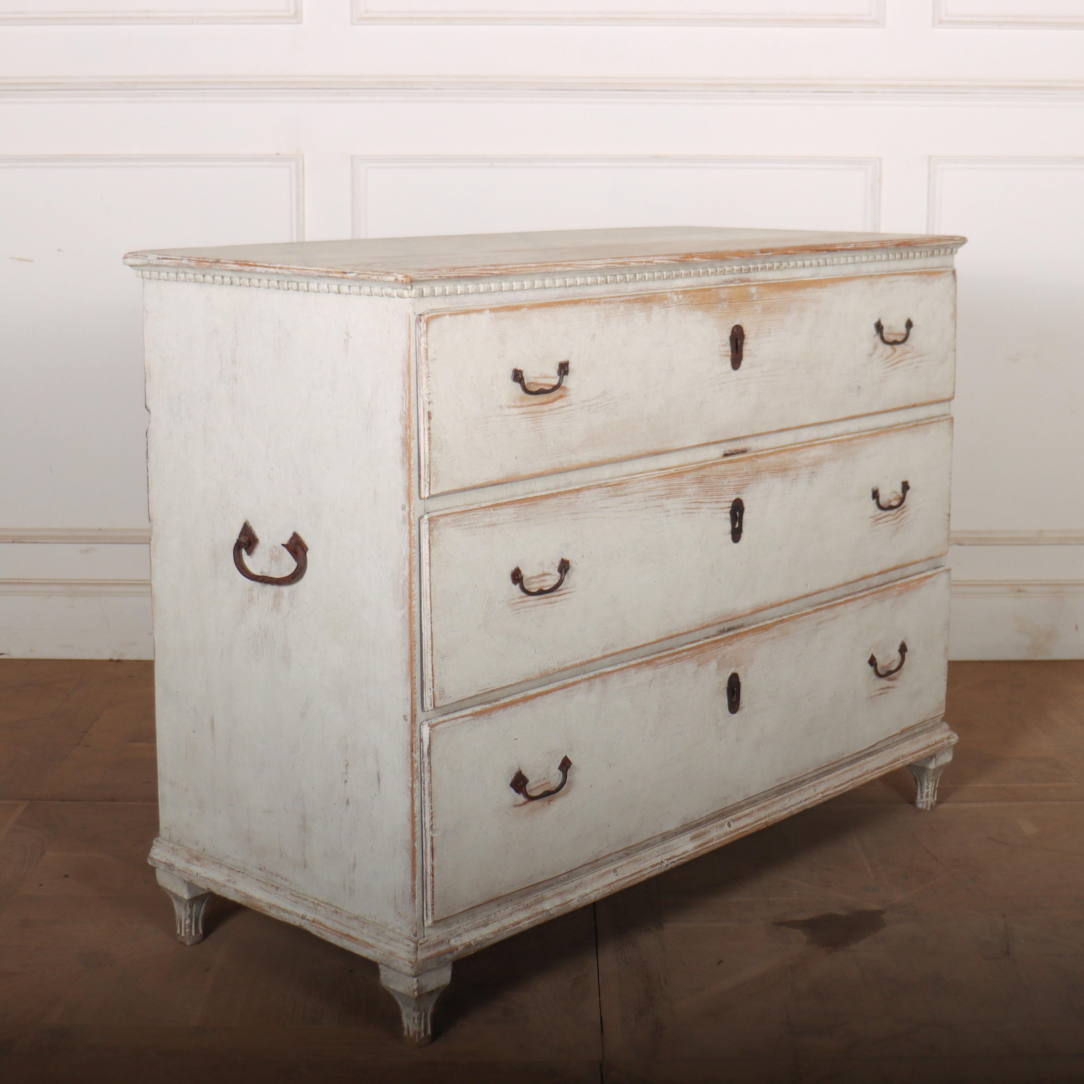 Swedish Painted Pine Commode For Sale 3