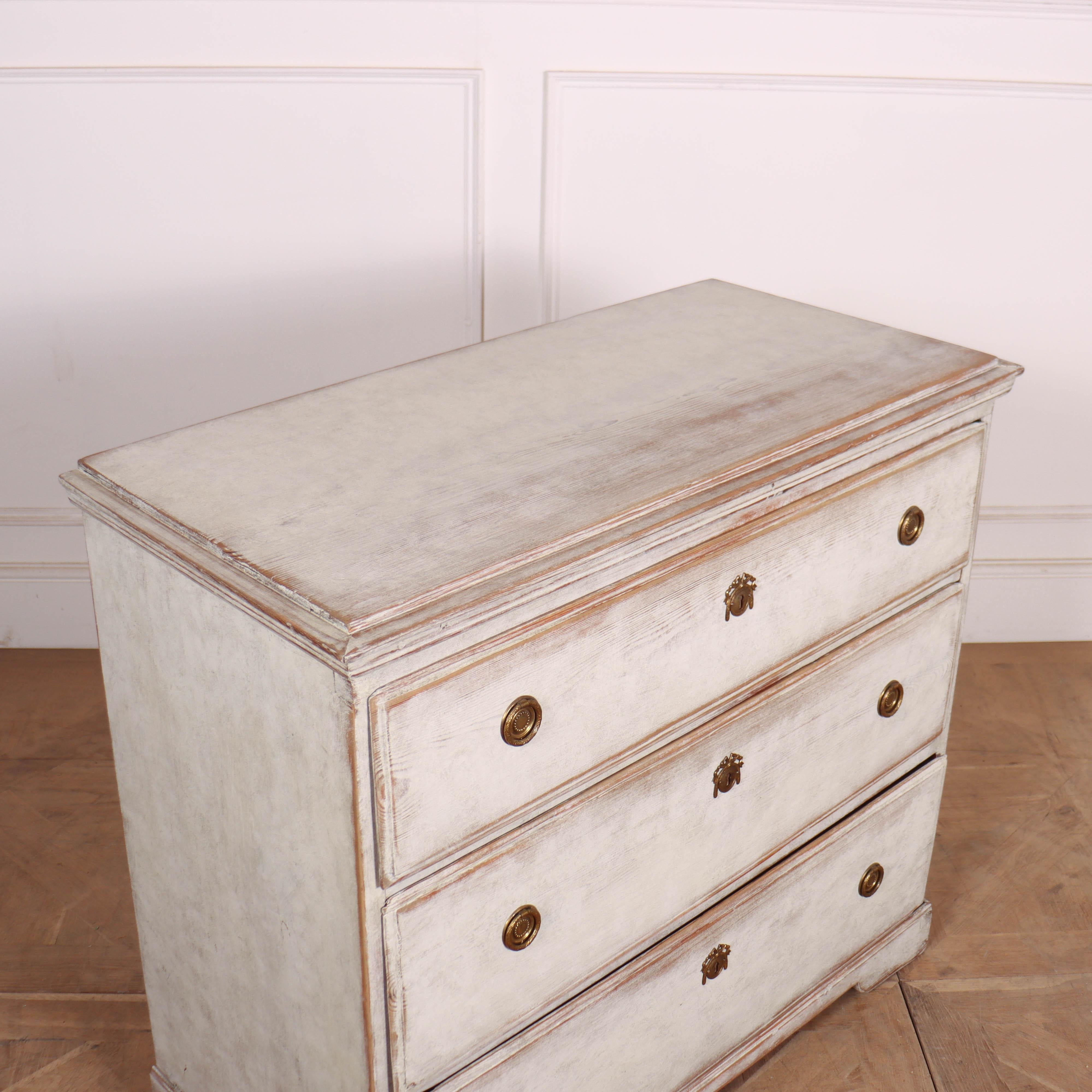 Swedish Painted Pine Commode For Sale 4