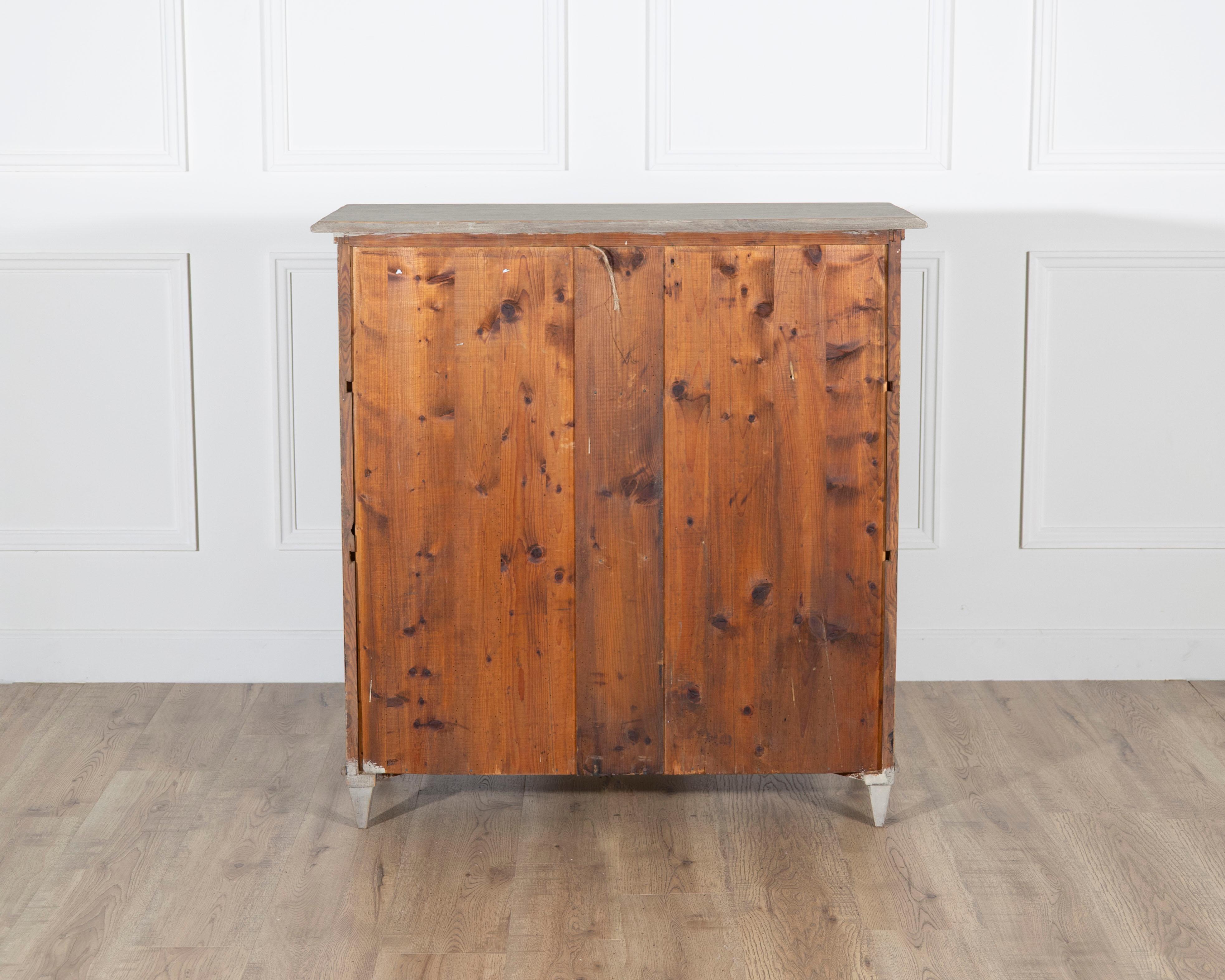 Swedish Painted Pine Sideboard in Soft Grey, circa 1860–1870 For Sale 2