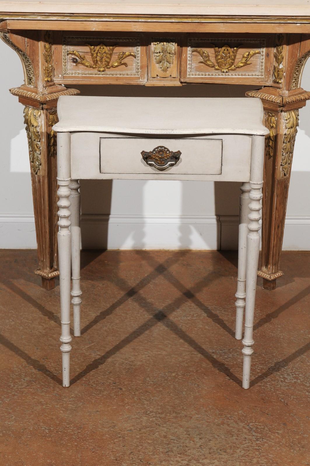 Swedish Painted Side Table with Single Drawer, Turned Legs and Serpentine Front For Sale 6