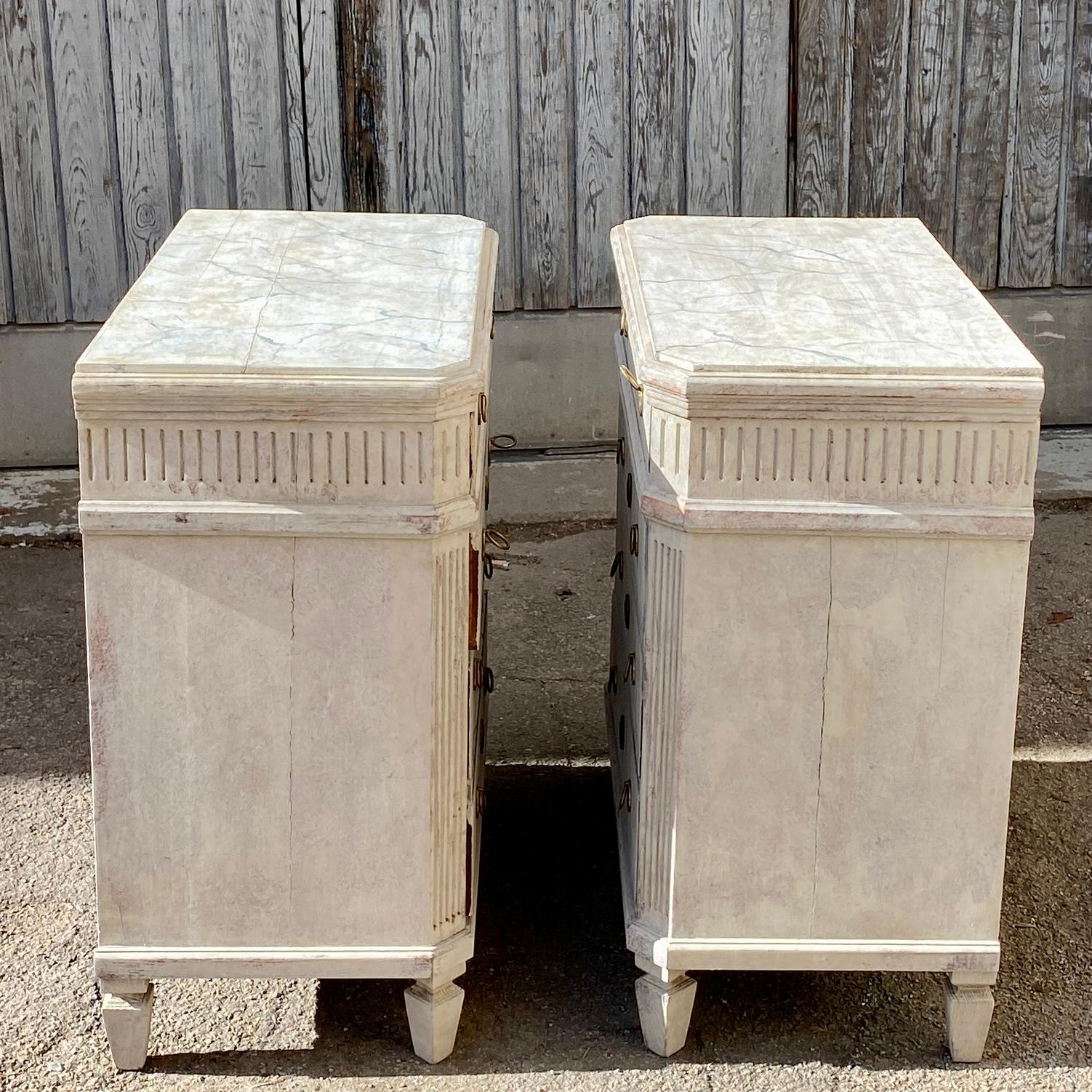 Swedish Pair of Gustavian Three Drawer Dressers with Faux Marble Tops For Sale 10