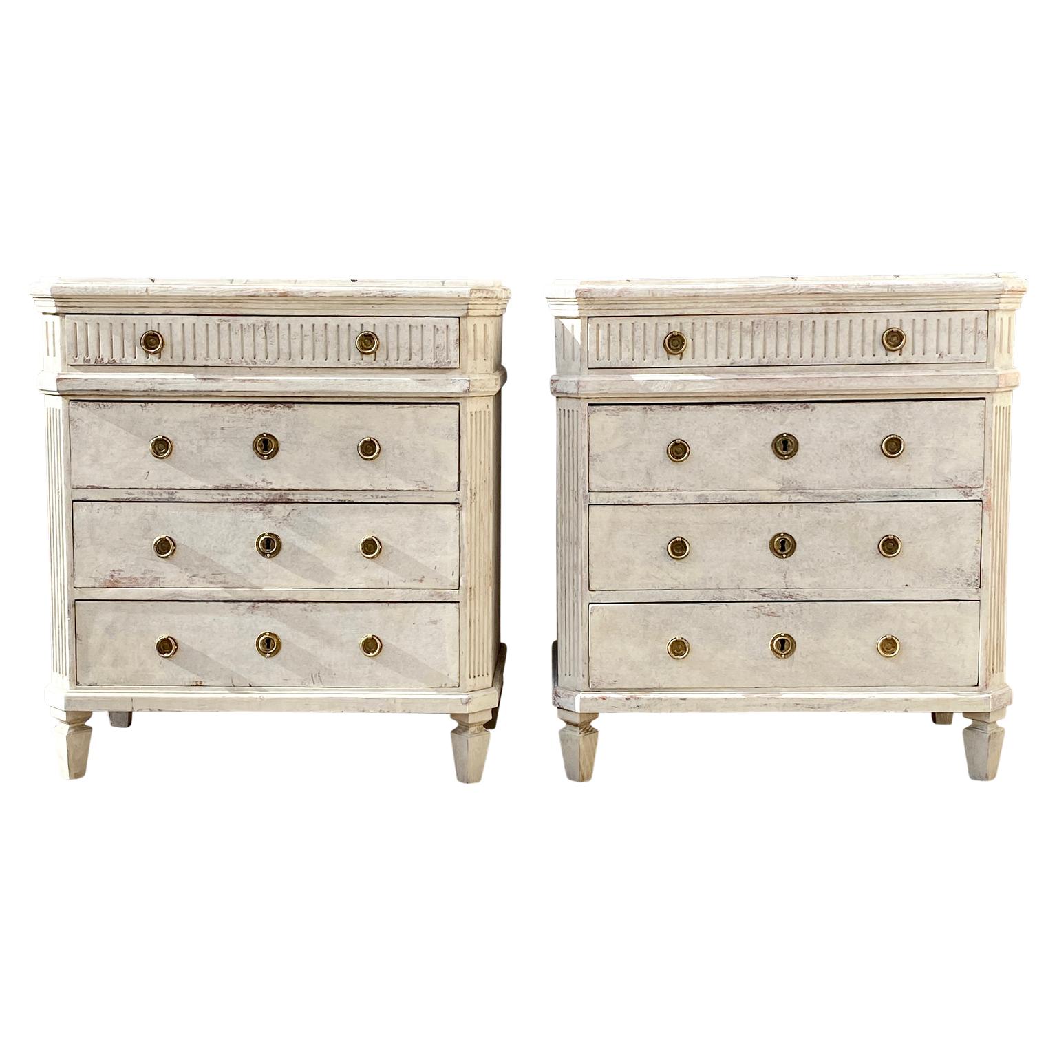 Swedish Pair of Gustavian Three Drawer Dressers with Faux Marble Tops In Good Condition For Sale In Haddonfield, NJ