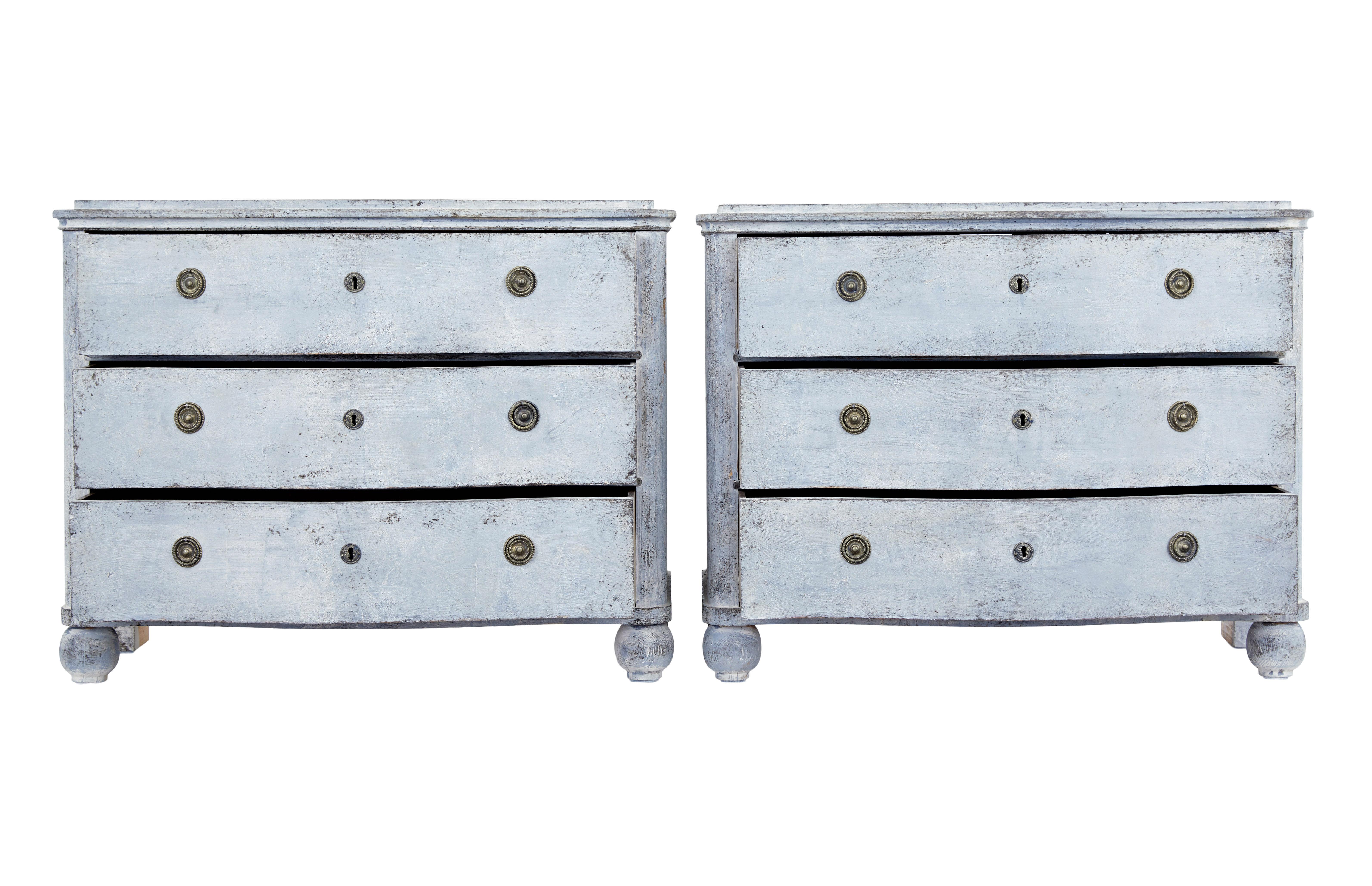 Gustavian Swedish Pair of Mid-19th Century Painted Chest of Drawers