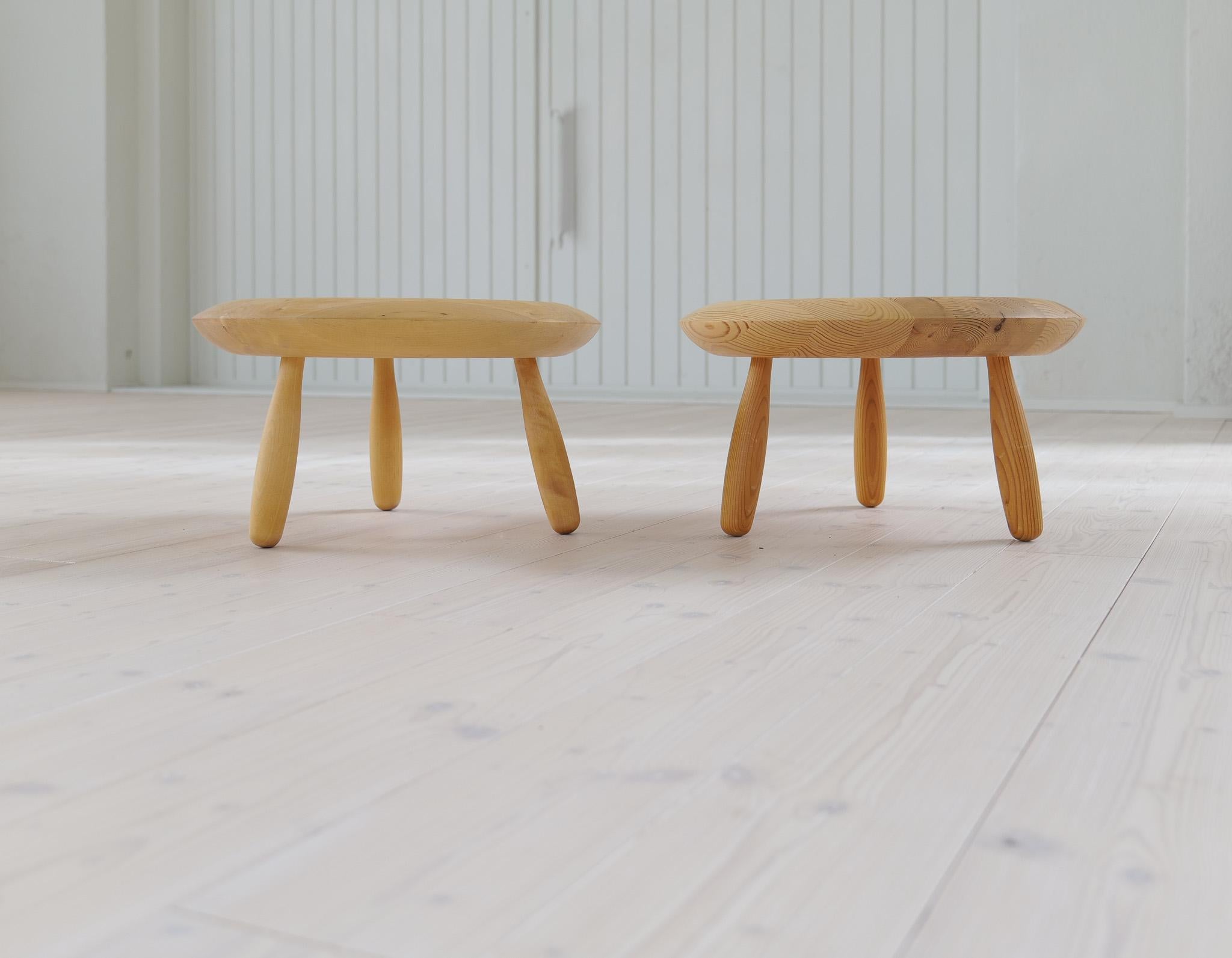 Schwedisches Paar organischer Pilzhocker aus Birke Ikea 2009 im Angebot 1