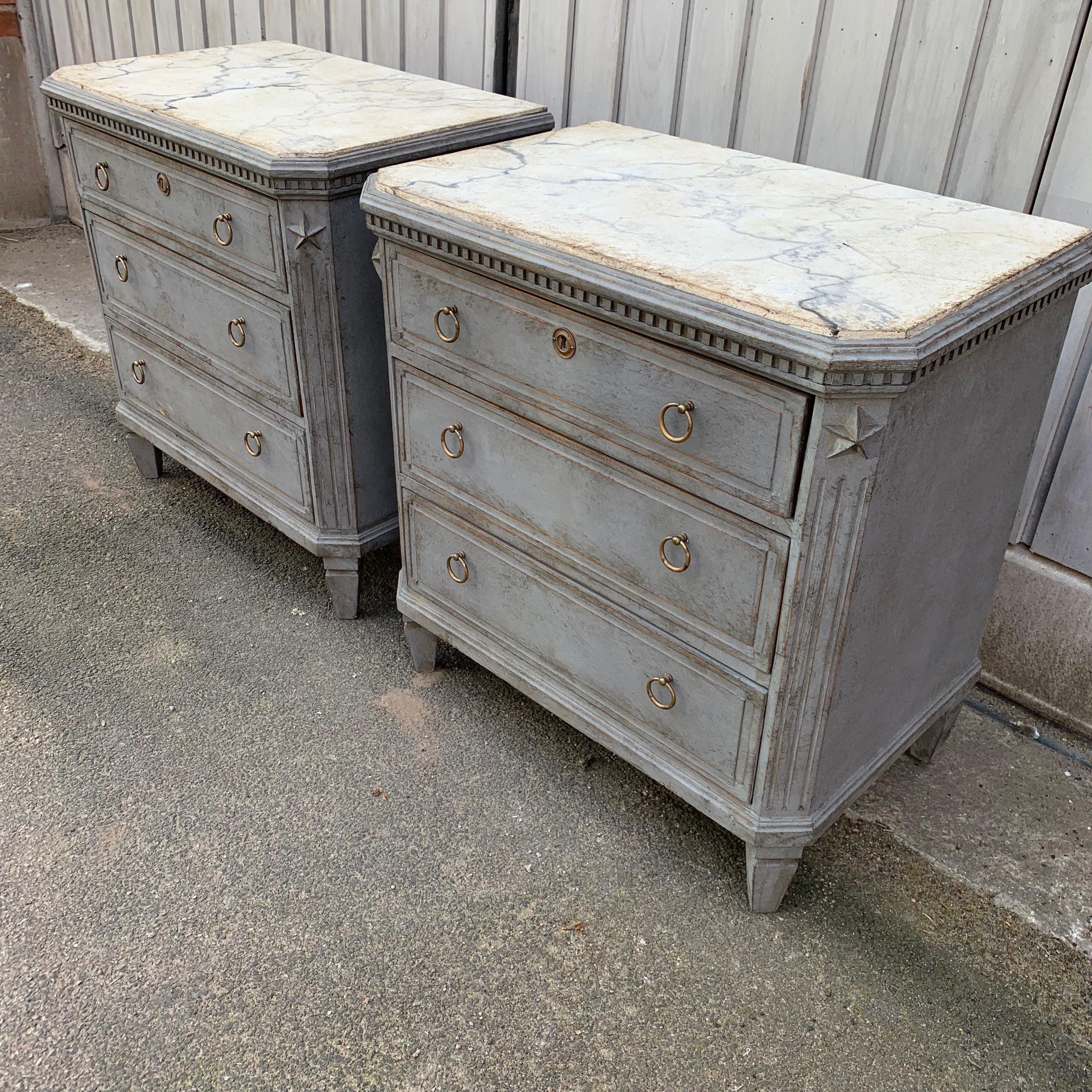 Swedish Pair of Painted Faux Marble Top Gustavian Style Dressers 4