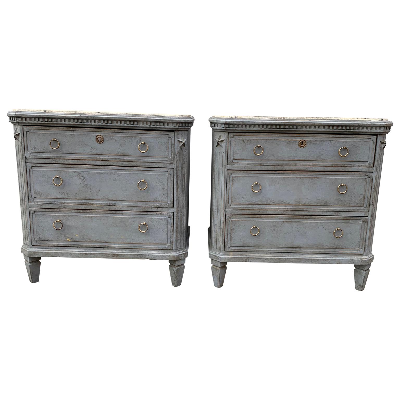 Swedish pair of painted faux marble-top Gustavian style dressers

The chests have 3 drawers with brass hardware.
Complimentary delivery to most areas of London UK, The Netherlands, Belgium, Denmark, Sweden and Northern Germany.
 