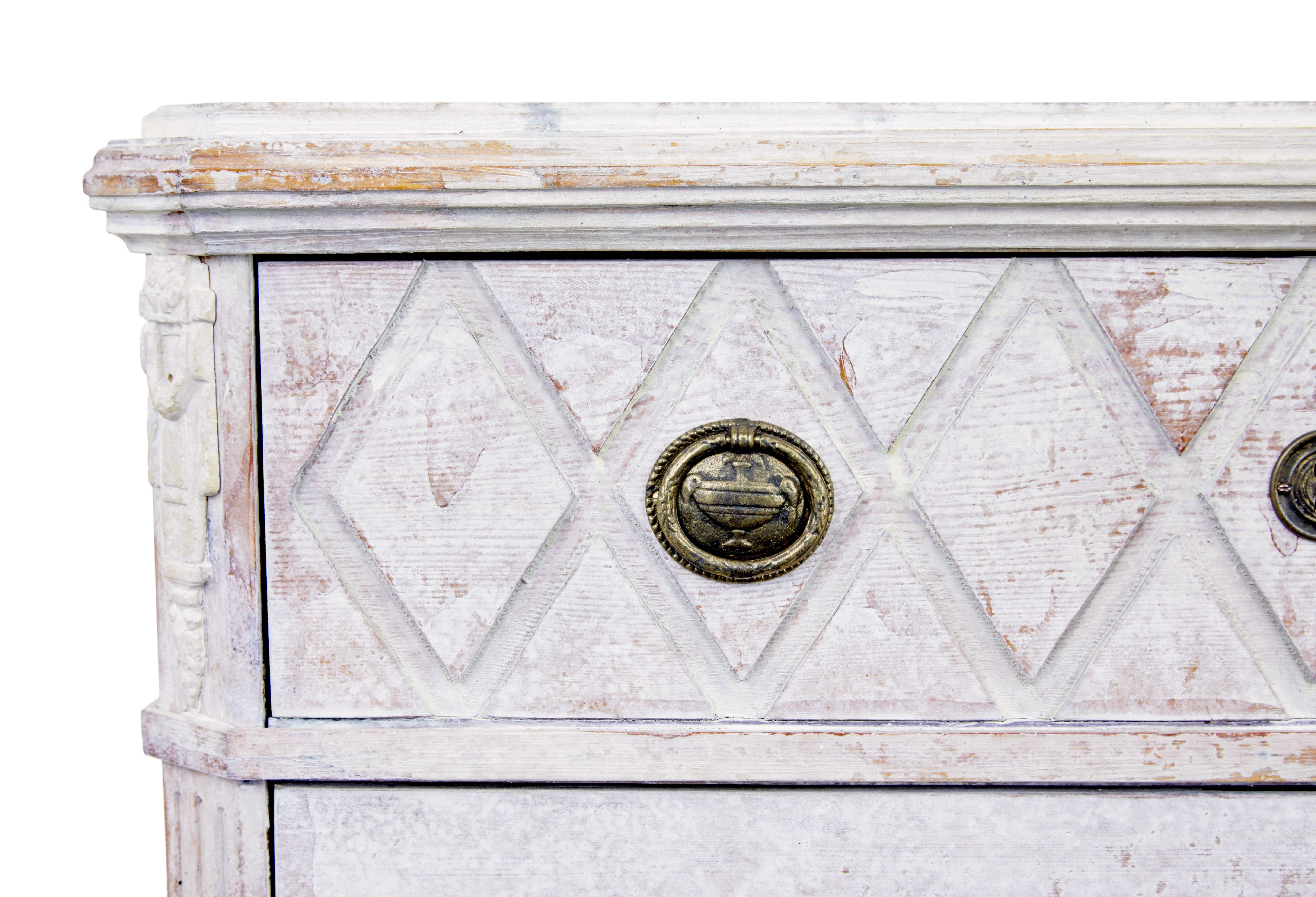 19th Century Swedish pair of white 19th century painted chest of drawers For Sale