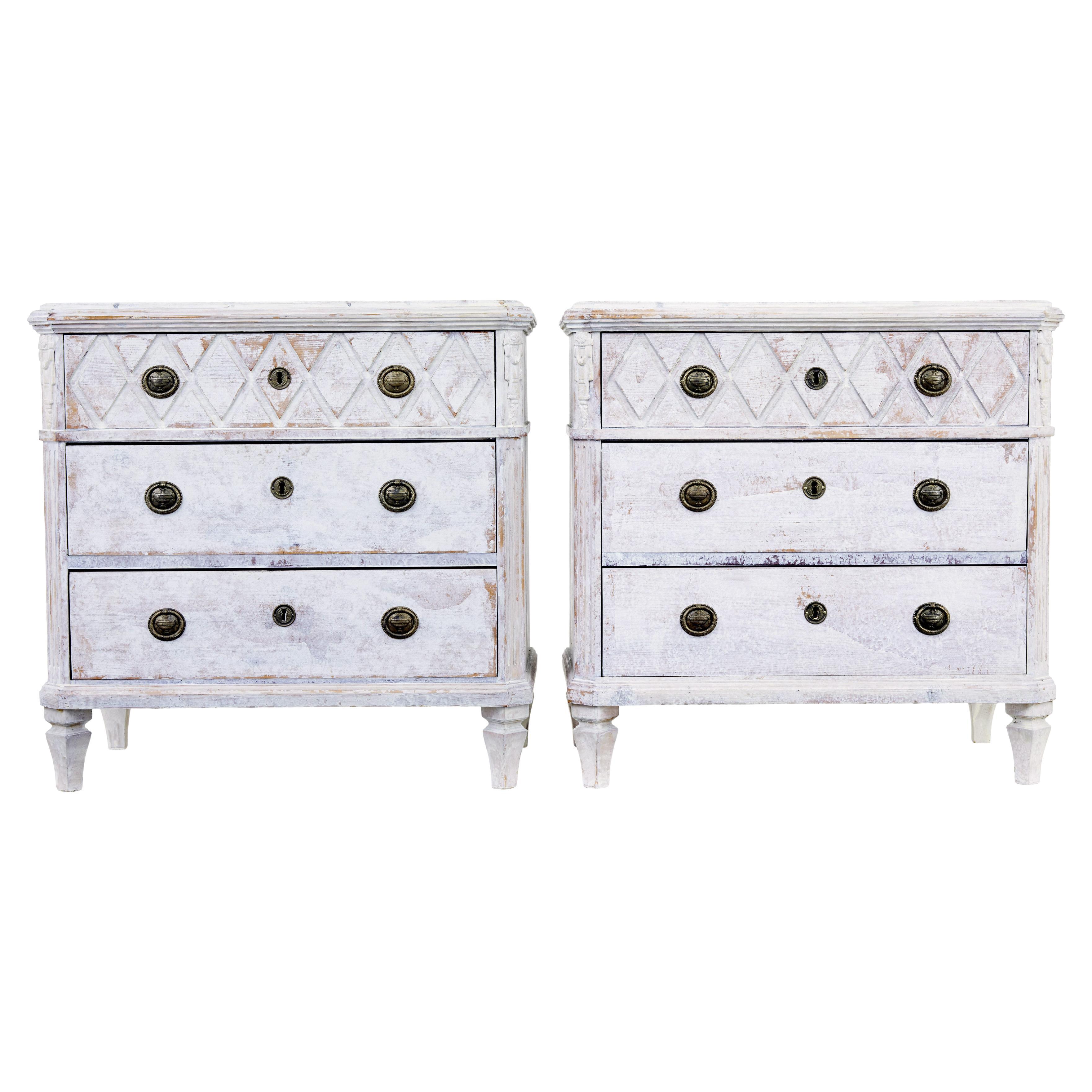 Swedish pair of white 19th century painted chest of drawers For Sale