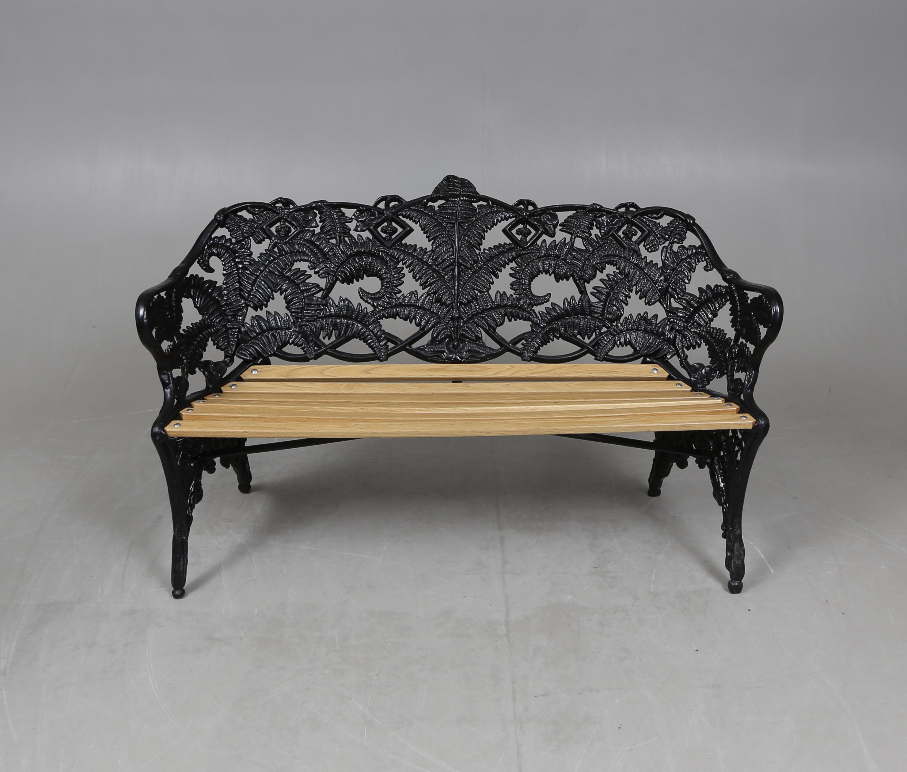 Swedish Park Garden Steel Bench Settee In Excellent Condition For Sale In Vienna, AT