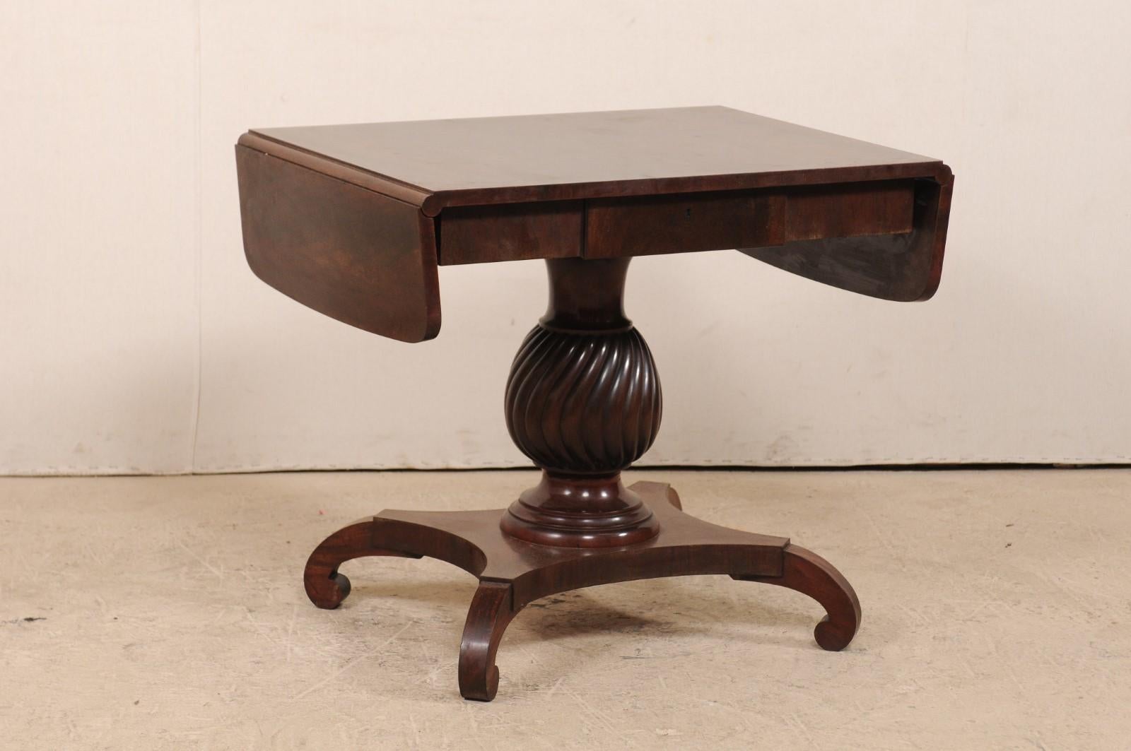 Swedish Pedestal Table w/Side Leaves For Sale 5