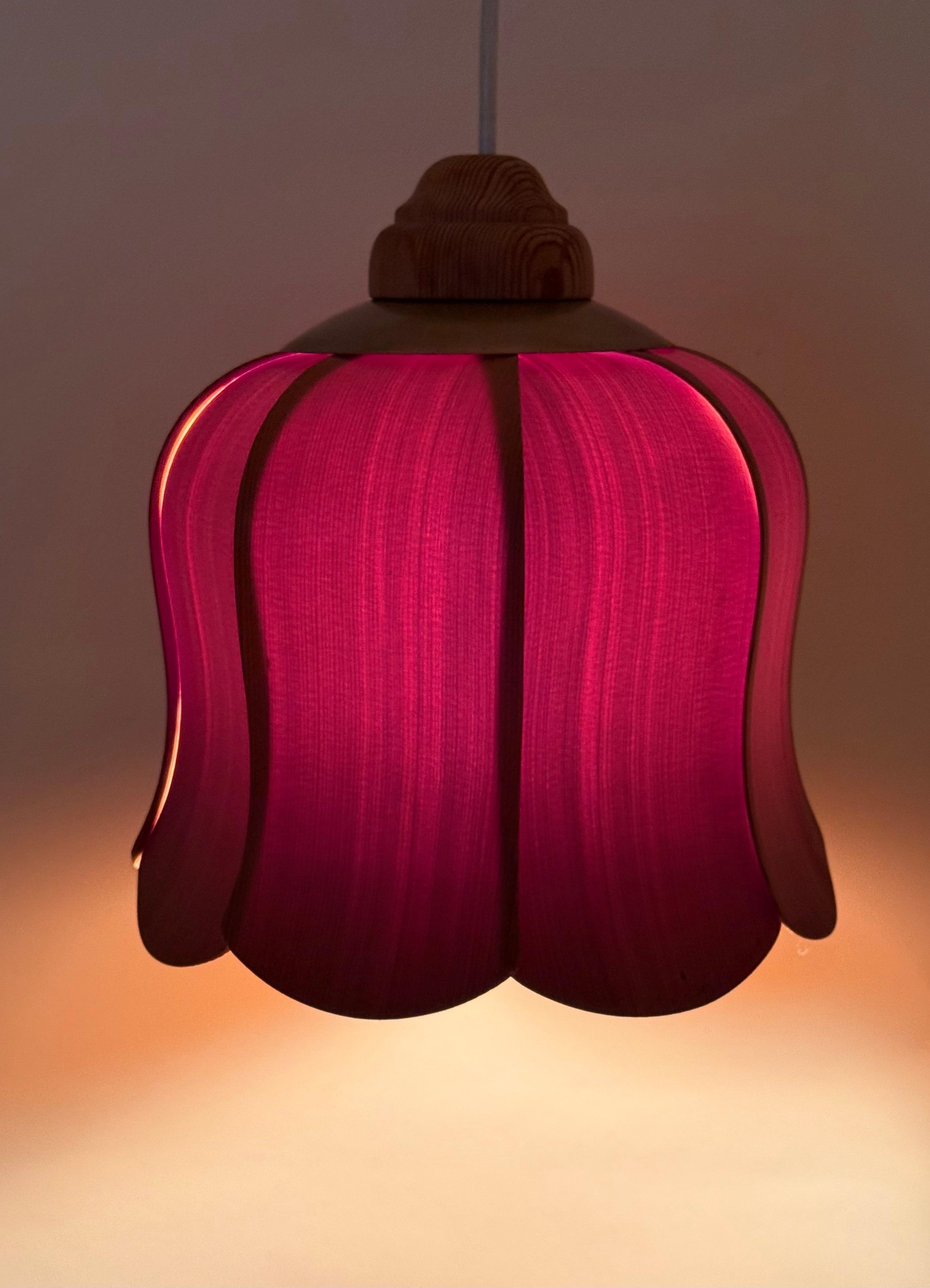 Swedish Pendant Lamp In The Shape Of A Flower, Made Of Pine Chipboard in vendita 1