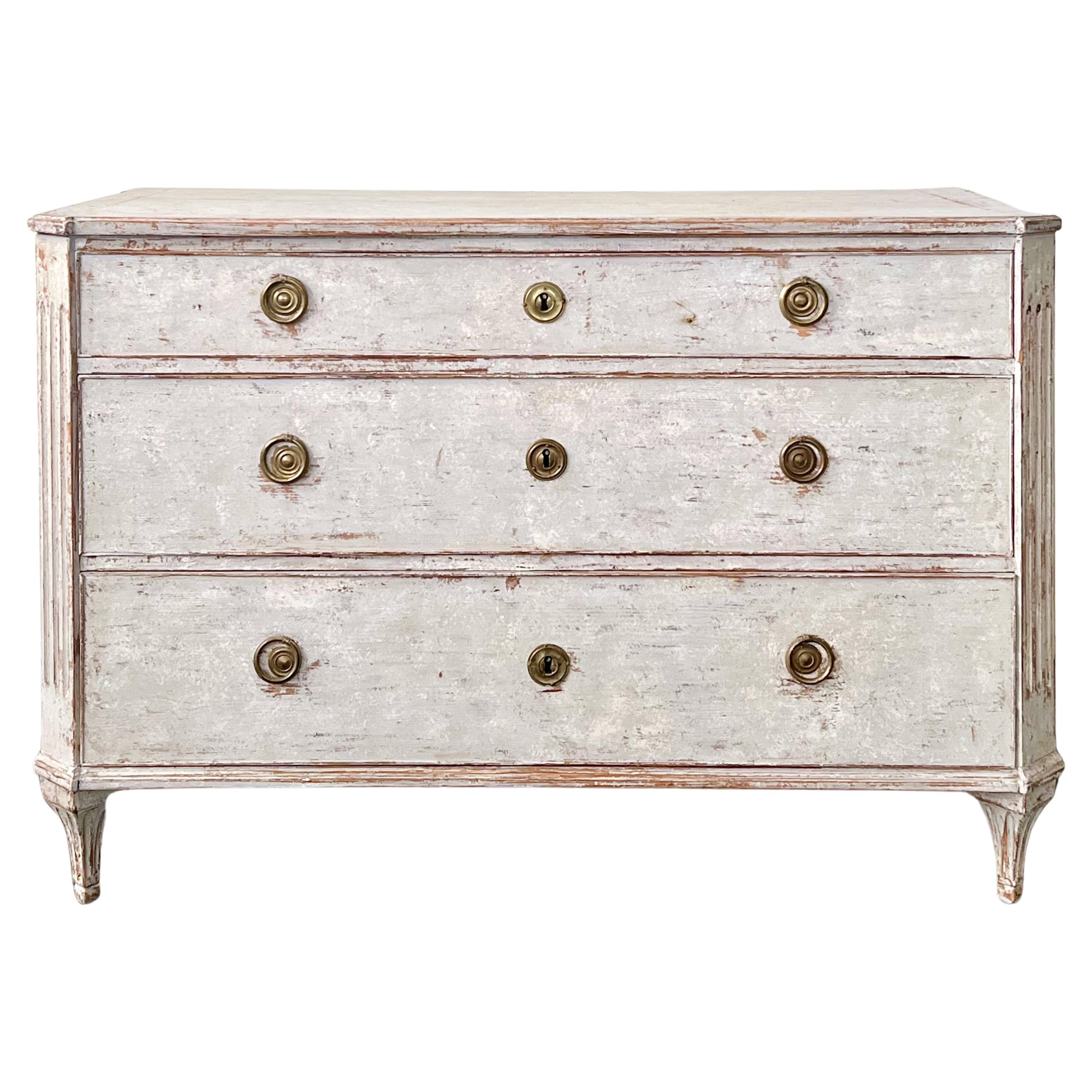  Swedish Period Gustavian Chest of Drawers 1780-1800 For Sale