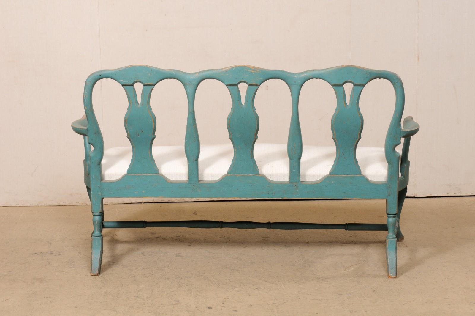 Swedish Period Rococo 3-Chair Back Painted Sofa Bench, Early 18th Century For Sale 3
