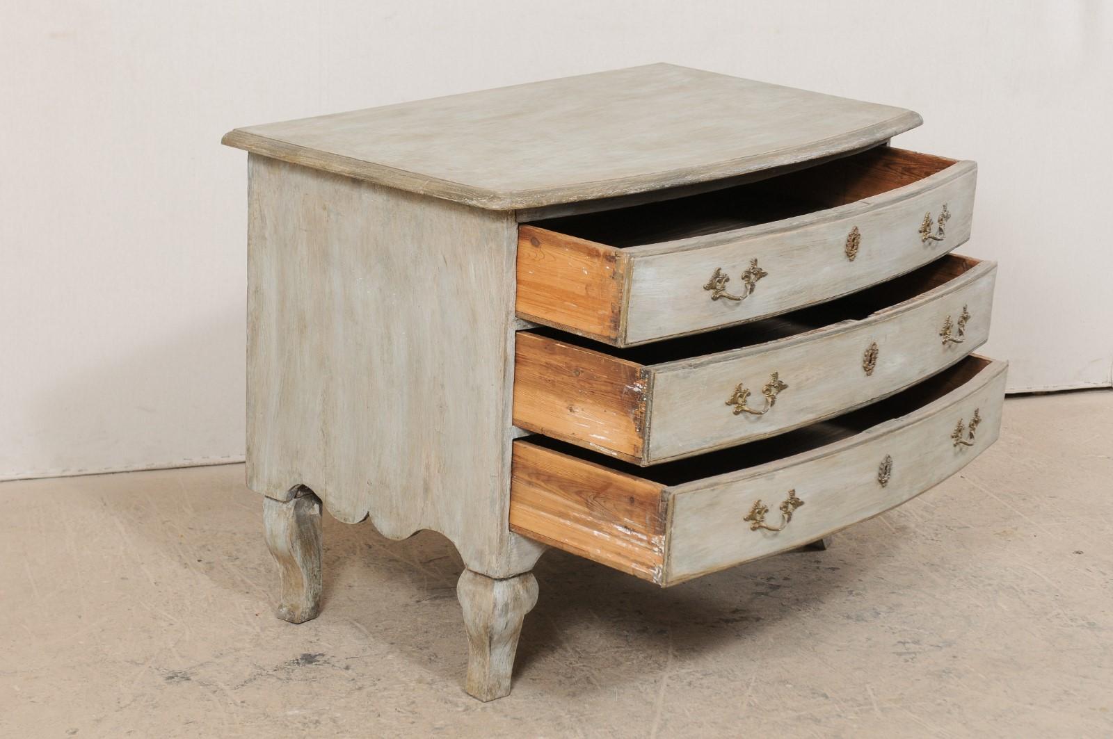 Swedish Period Rococo Bow-Front Painted Wood Chest, Mid-18th Century 5