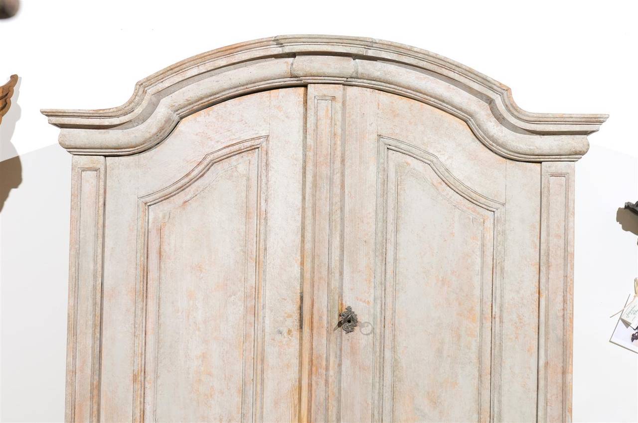 Swedish Period Rococo Wooden Cabinet with Original Paint and Bonnet Pediment In Good Condition In Atlanta, GA