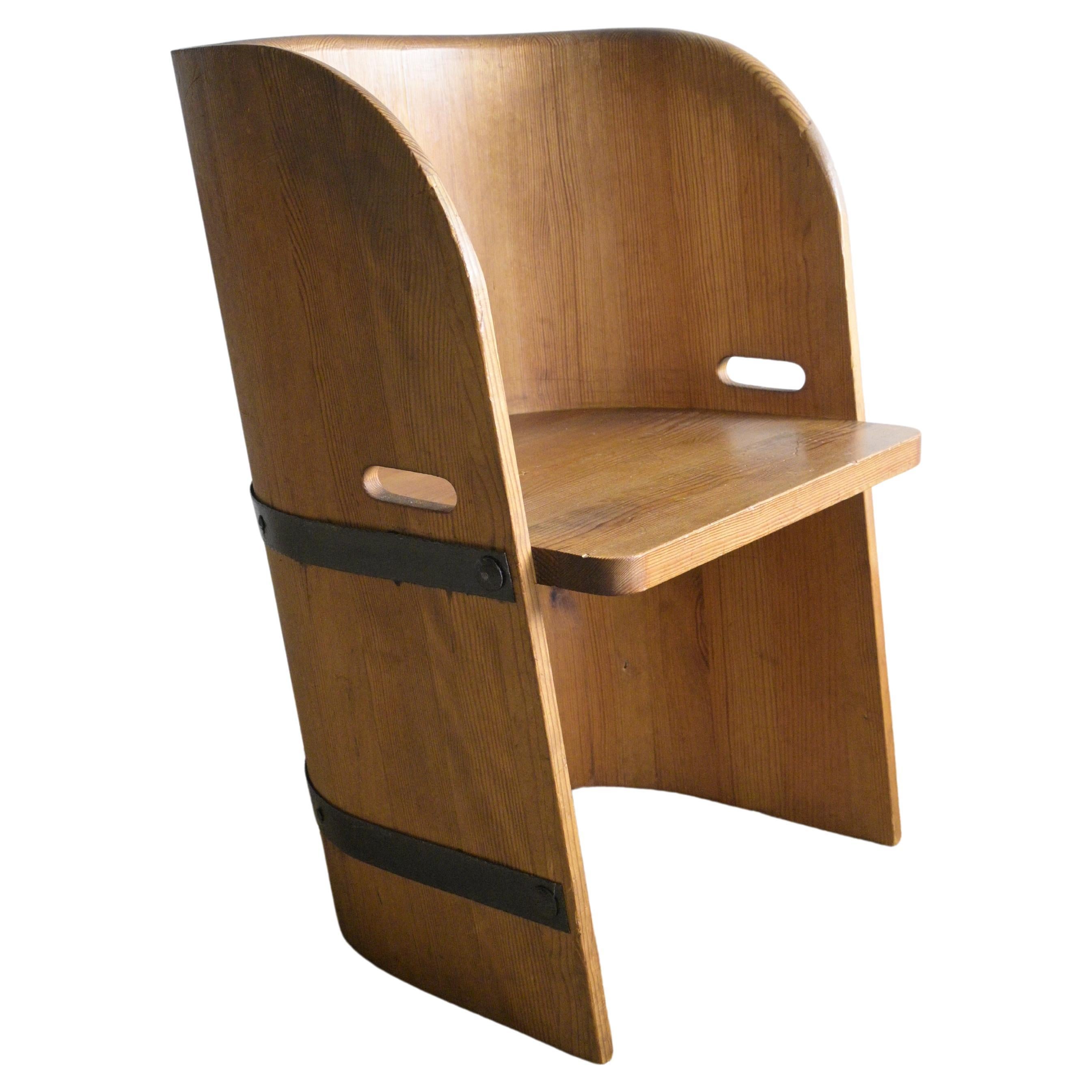 Swedish pine chair produced by Åby Möbelfabrik, 1940s For Sale