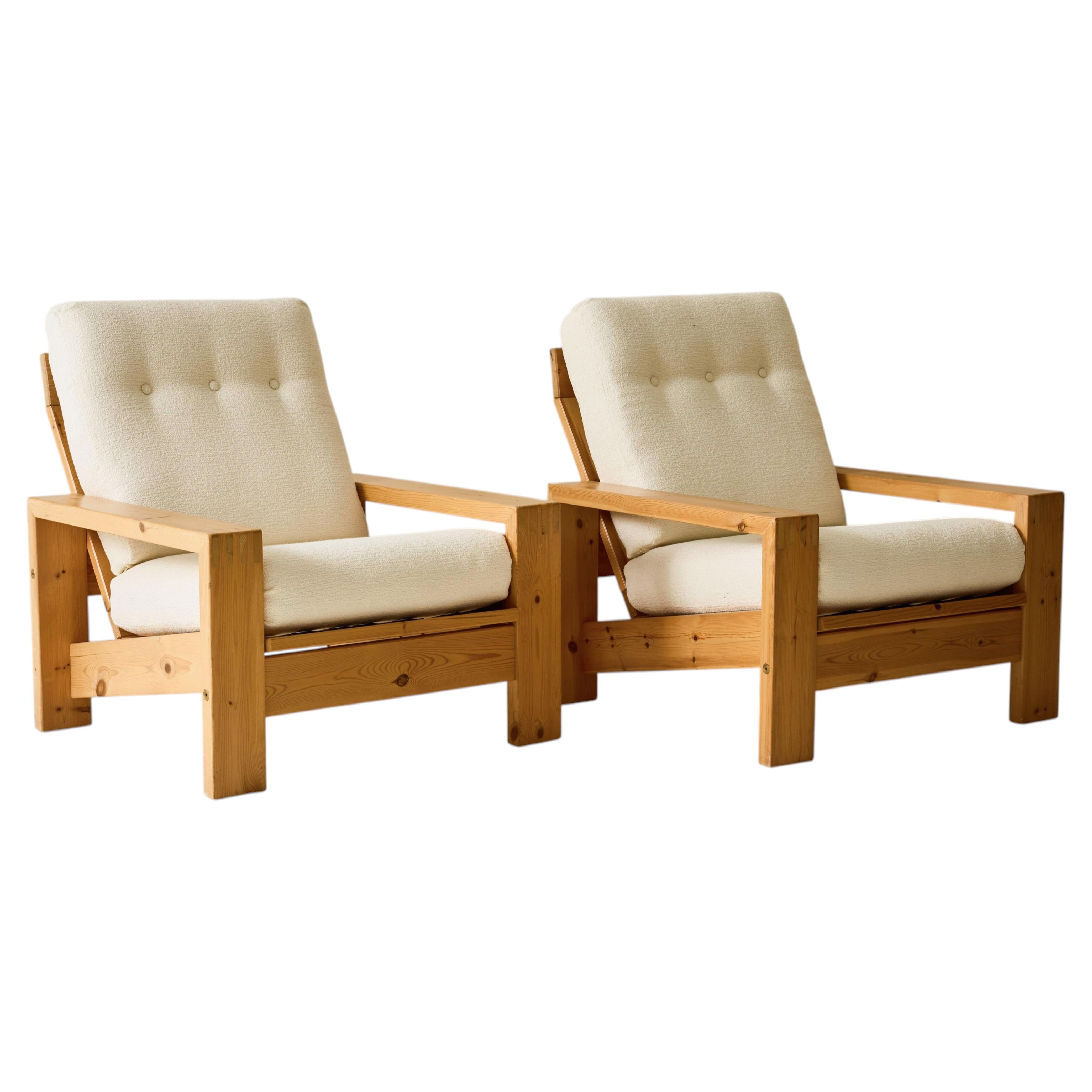 1970s Scandinavian Modern Lounge Chairs in Ivory Bouclé and Pine