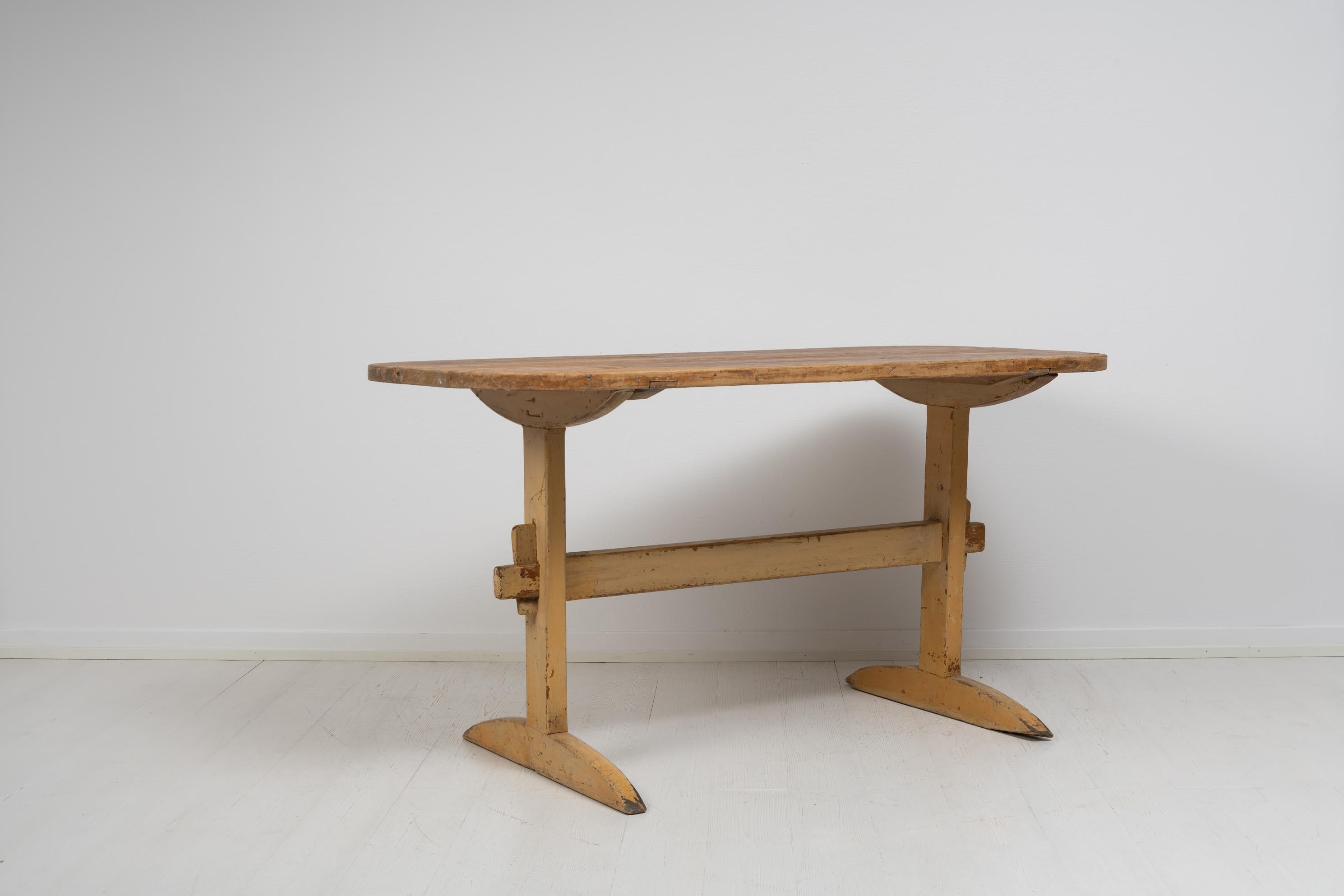 19th Century Swedish Pine Country Home Folk Art Dining Table For Sale