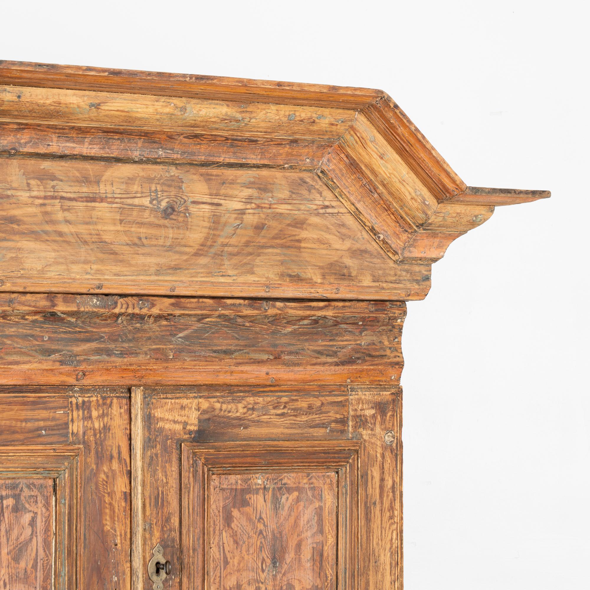 Swedish Pine Dalarna Cabinet Cupboard, circa 1800-20 For Sale 2