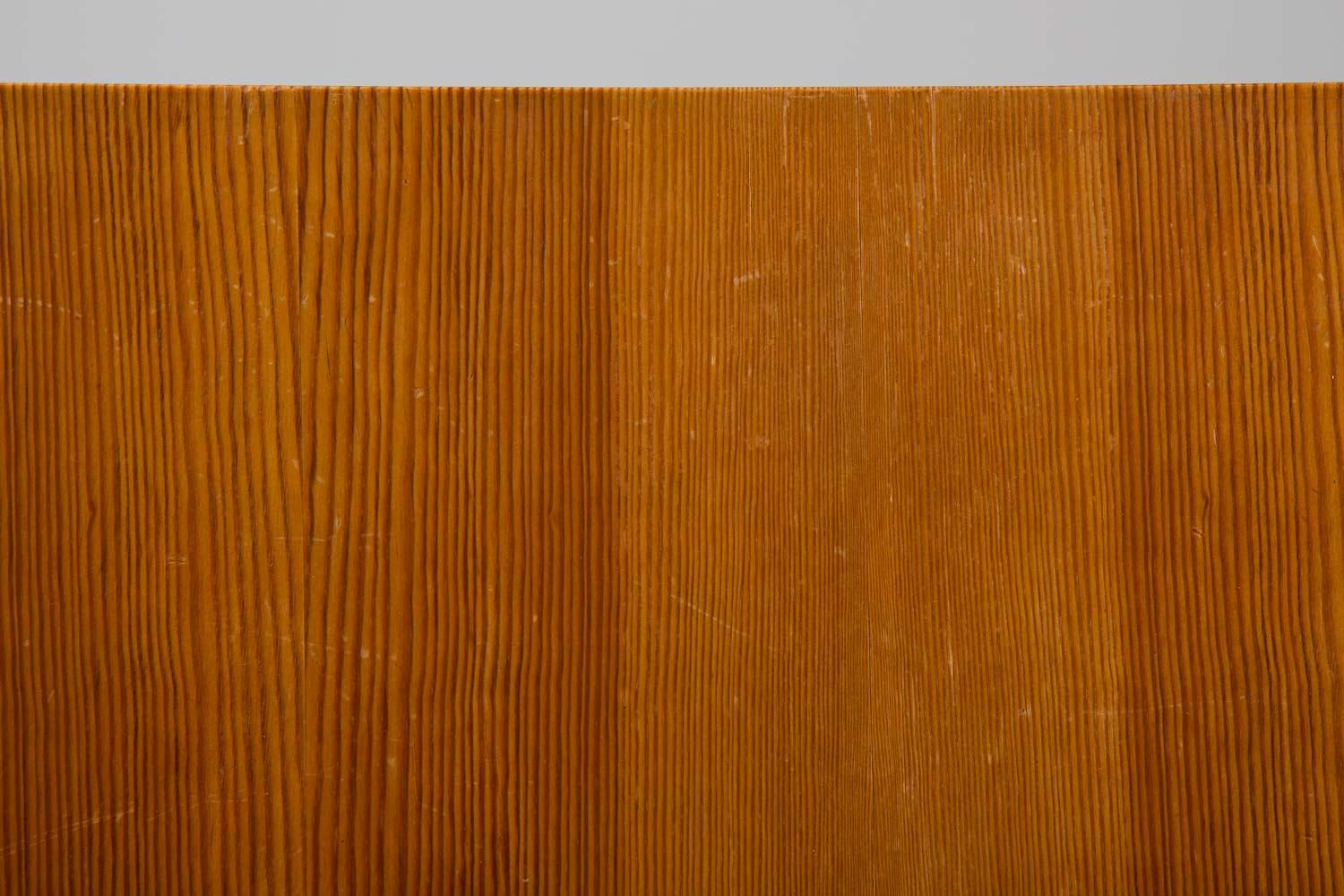 Swedish Pine Sofa by Göran Malmvall for Svensk Fur For Sale 2