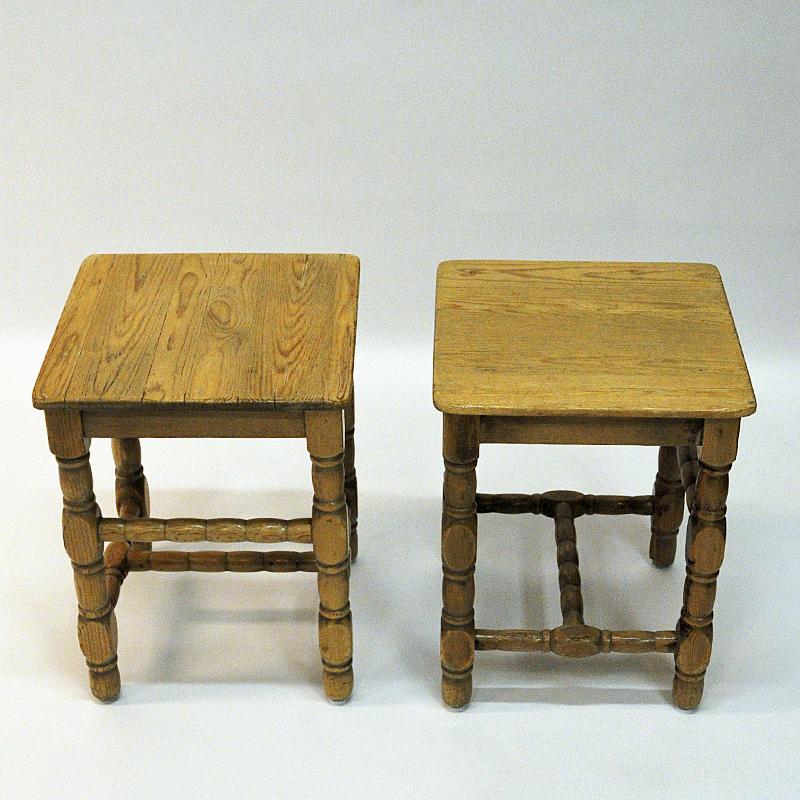 Swedish Pine Stool Pair in Barock Style, 1920s In Good Condition In Stockholm, SE