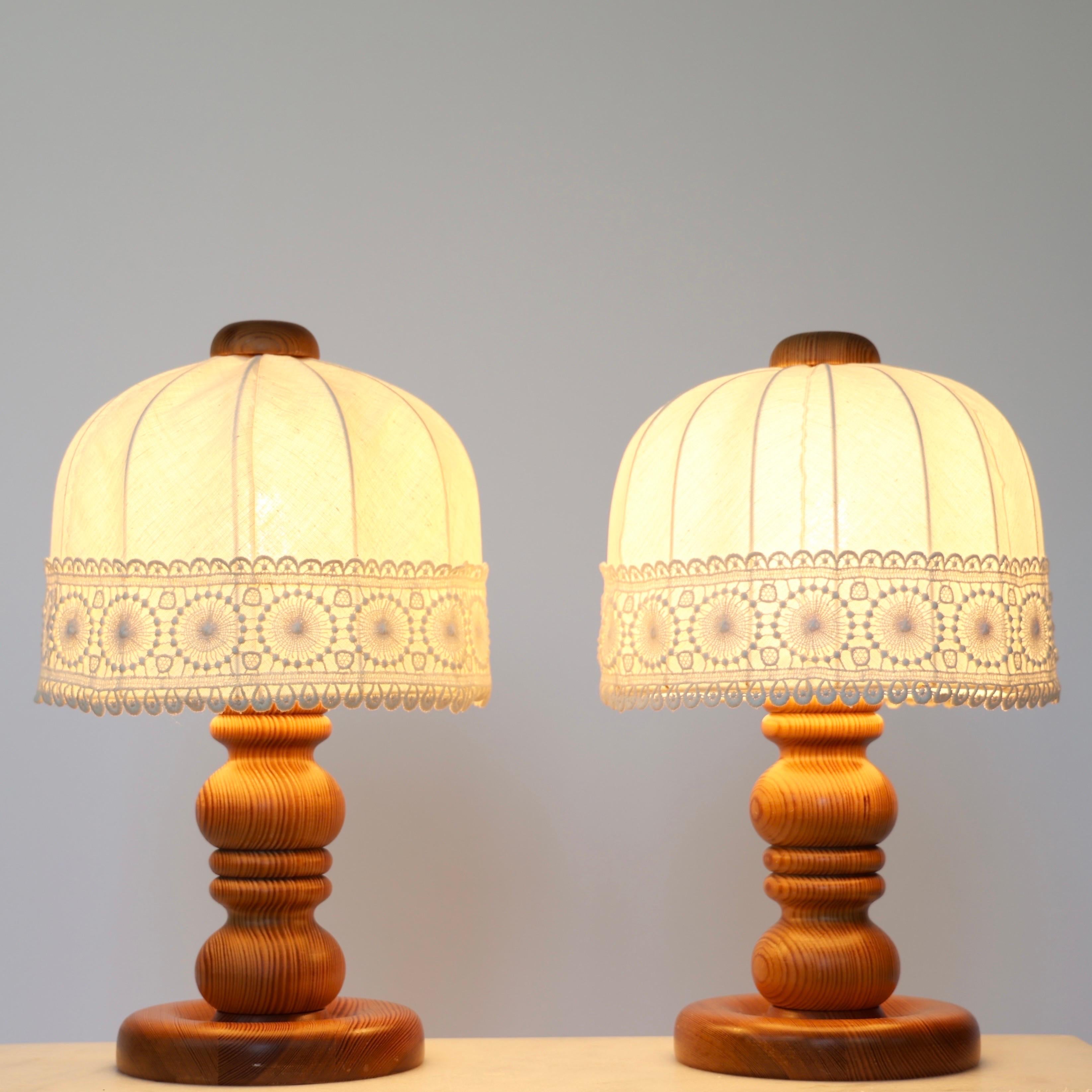 Lampade da tavolo svedesi in Wood Wood di Markslöjd, Svezia, anni '80 In condizioni buone in vendita a Værløse, DK