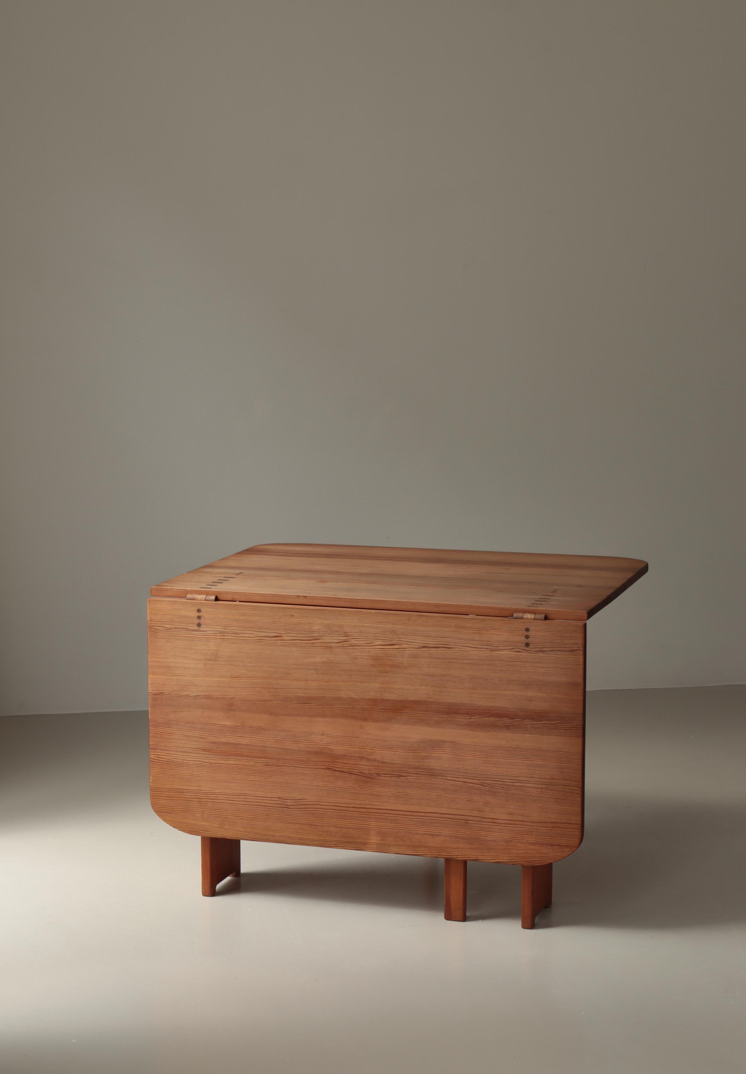 Danish Swedish Pinewood Gateleg Table “Härjedalen” by Carl Malmsten, 1950s For Sale