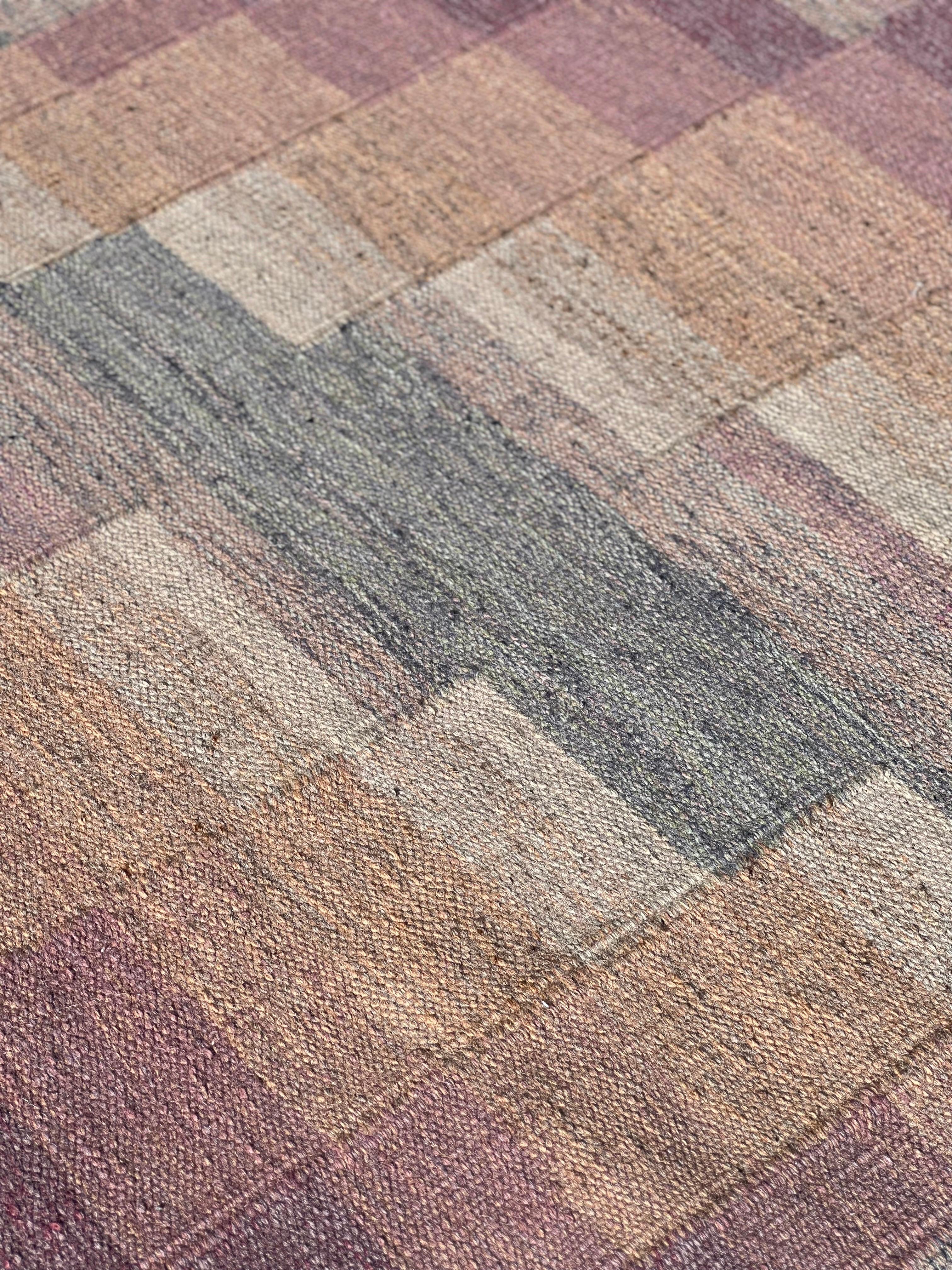 Hand-Crafted Swedish Pink and Grey Rug, Handcrafted, 1950s For Sale
