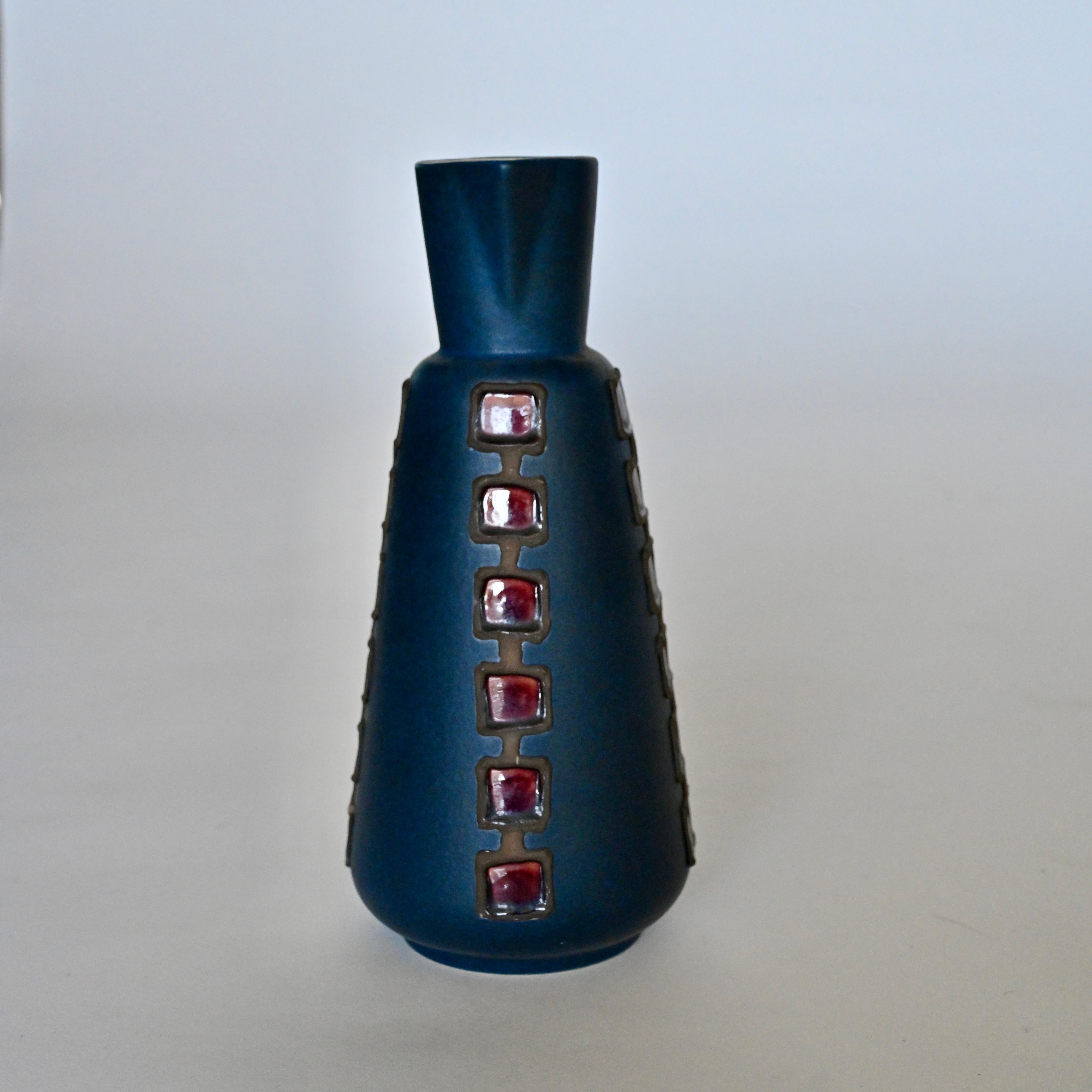 Scandinave moderne Pichet / vase suédois en vente