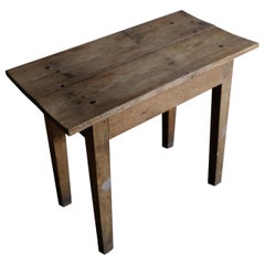 Swedish Primitive Console Side Table in Pine, Late 1800s