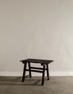 Swedish Primitive Side Coffee Table in Stained Pine Produced in the Late 1800s