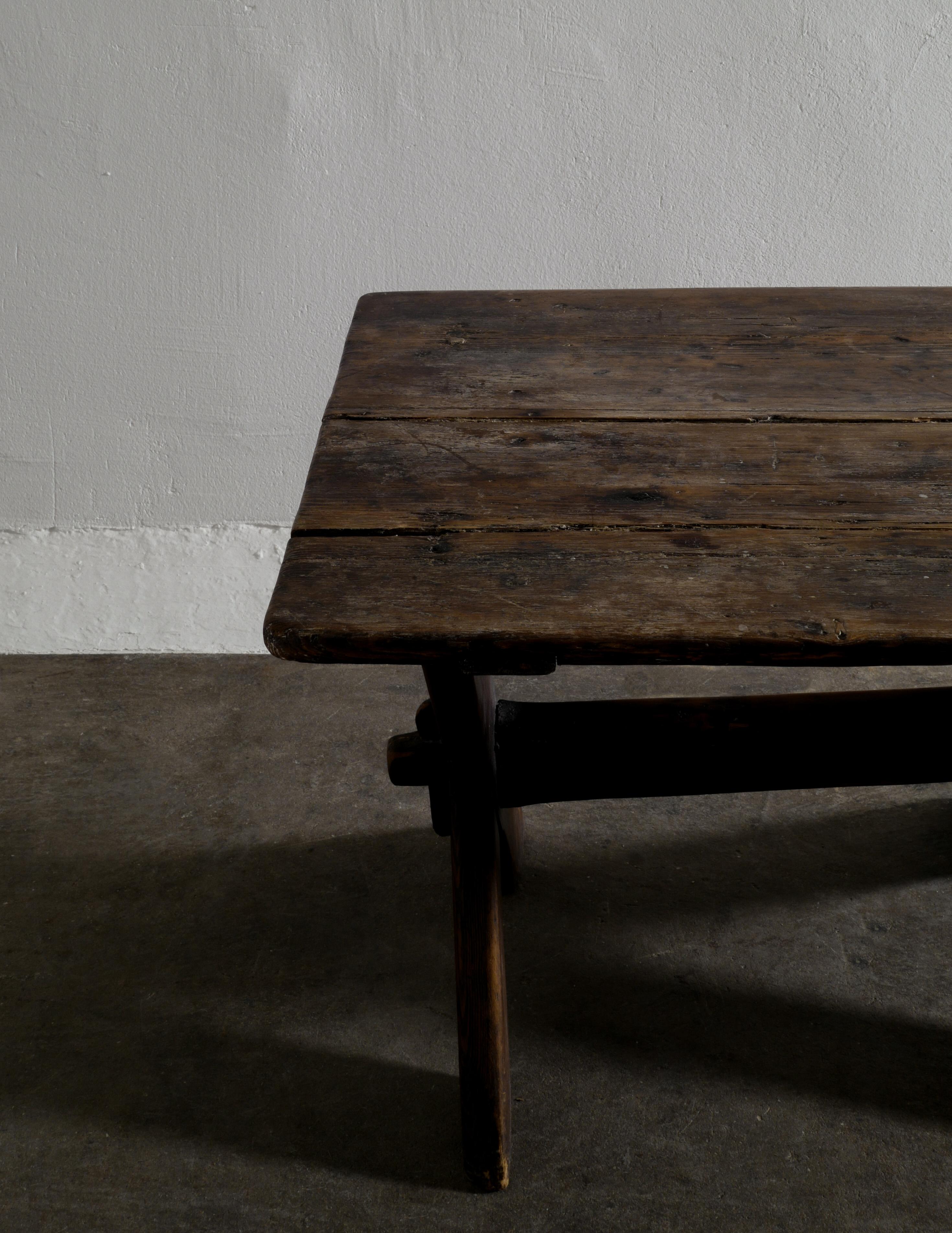 Swedish Primitive Side Coffee Table in Stained Pine Produced in the Late 1800s 3